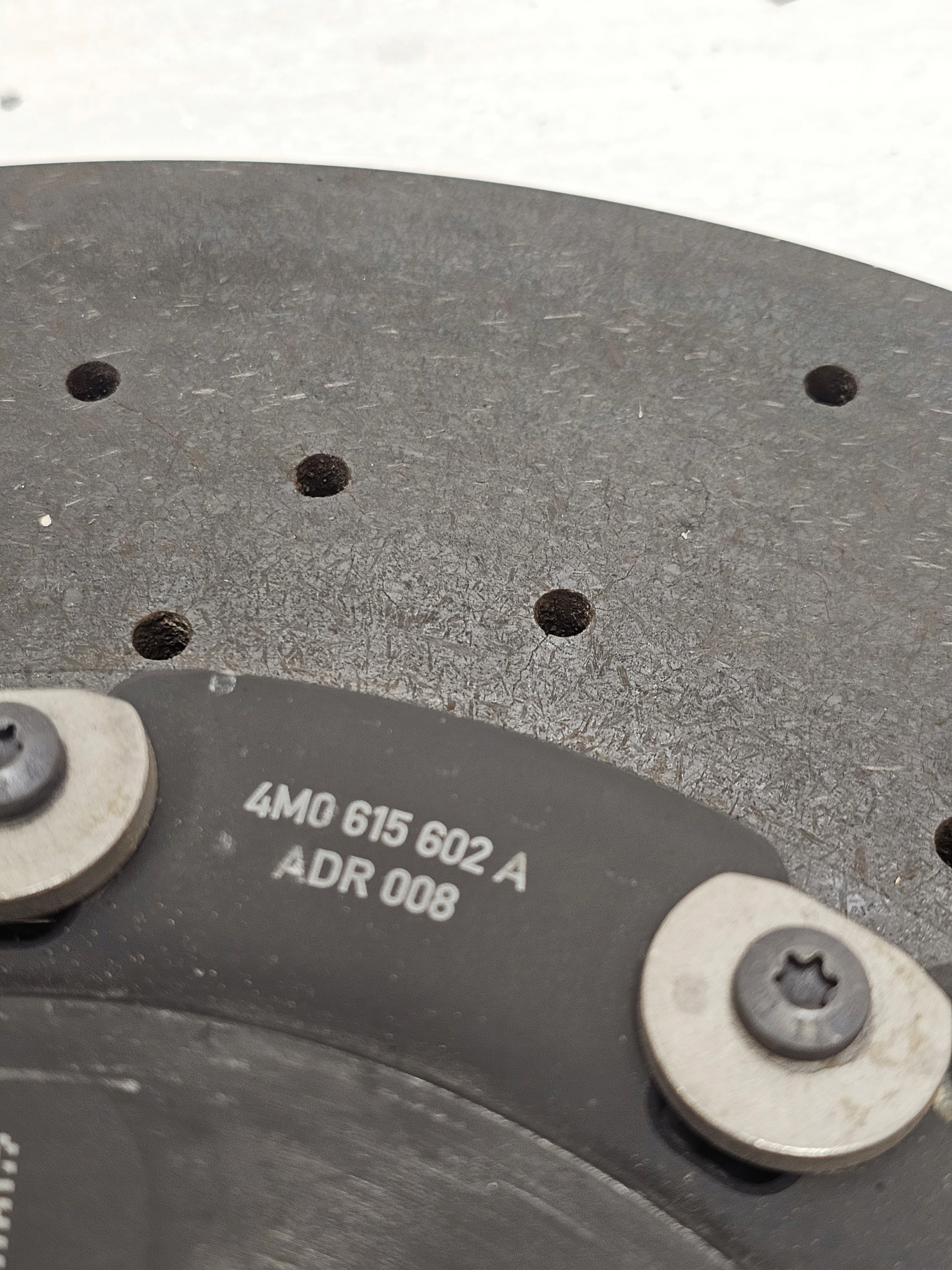 CERAMIC Disc Lamborghini Urus Rear Rear RIGHT Rear Brake Disc RIGHT - galeria