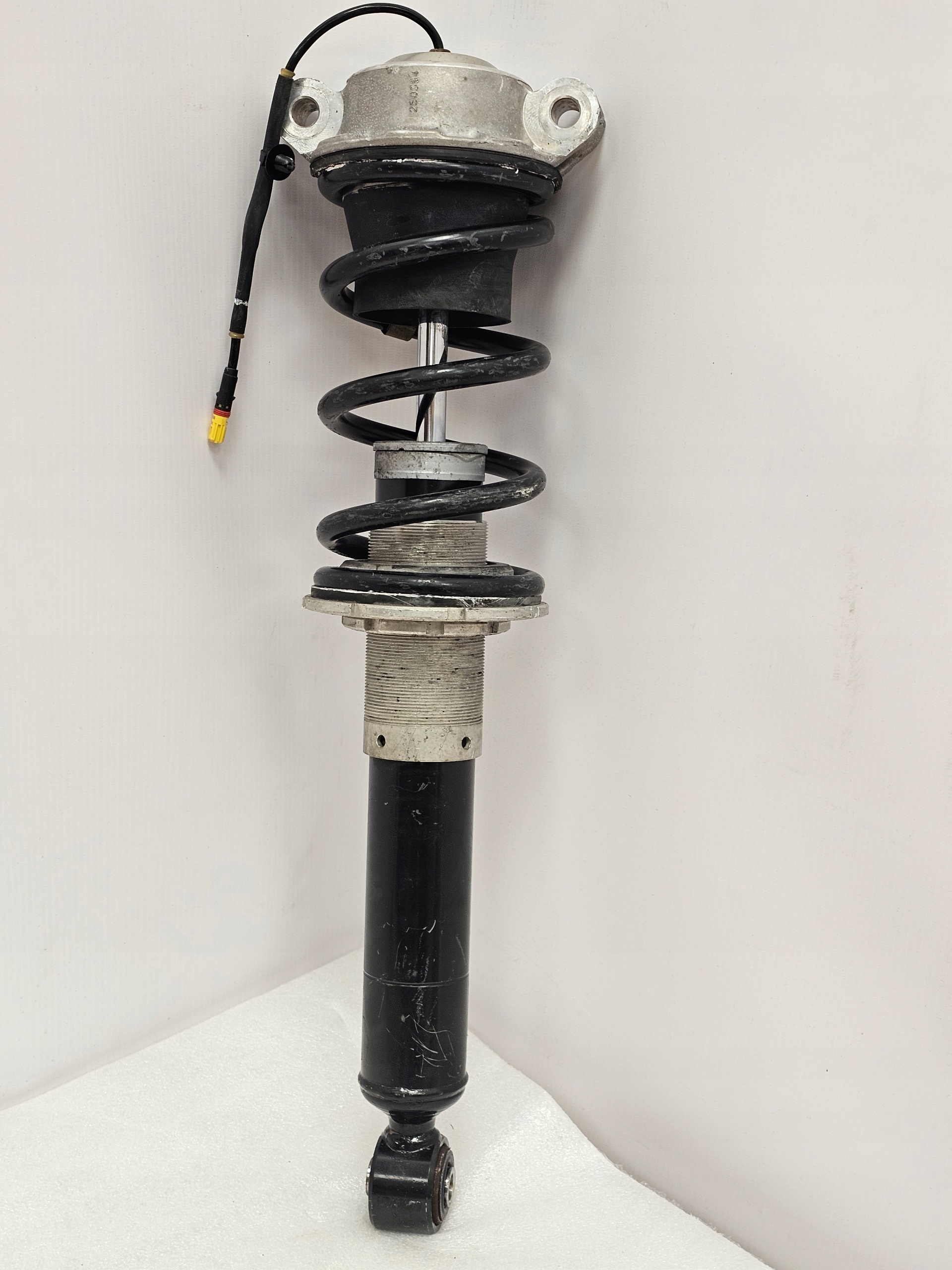 Shock Absorber Ferrari 488 Pista Front Front - galeria