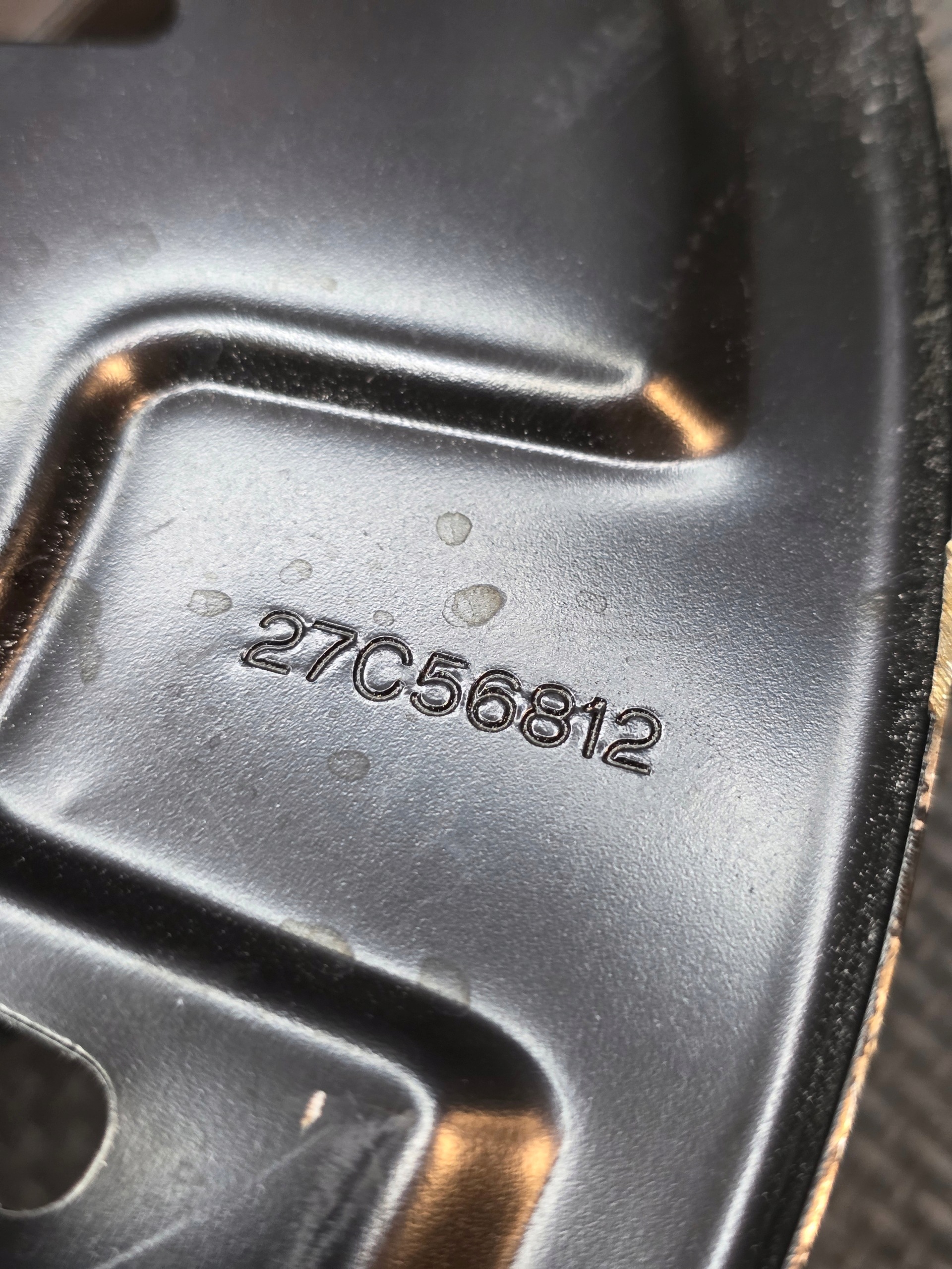 Zwrotnica Piasta Ferrari 296 LEWY PRZÓD 343012 - galeria