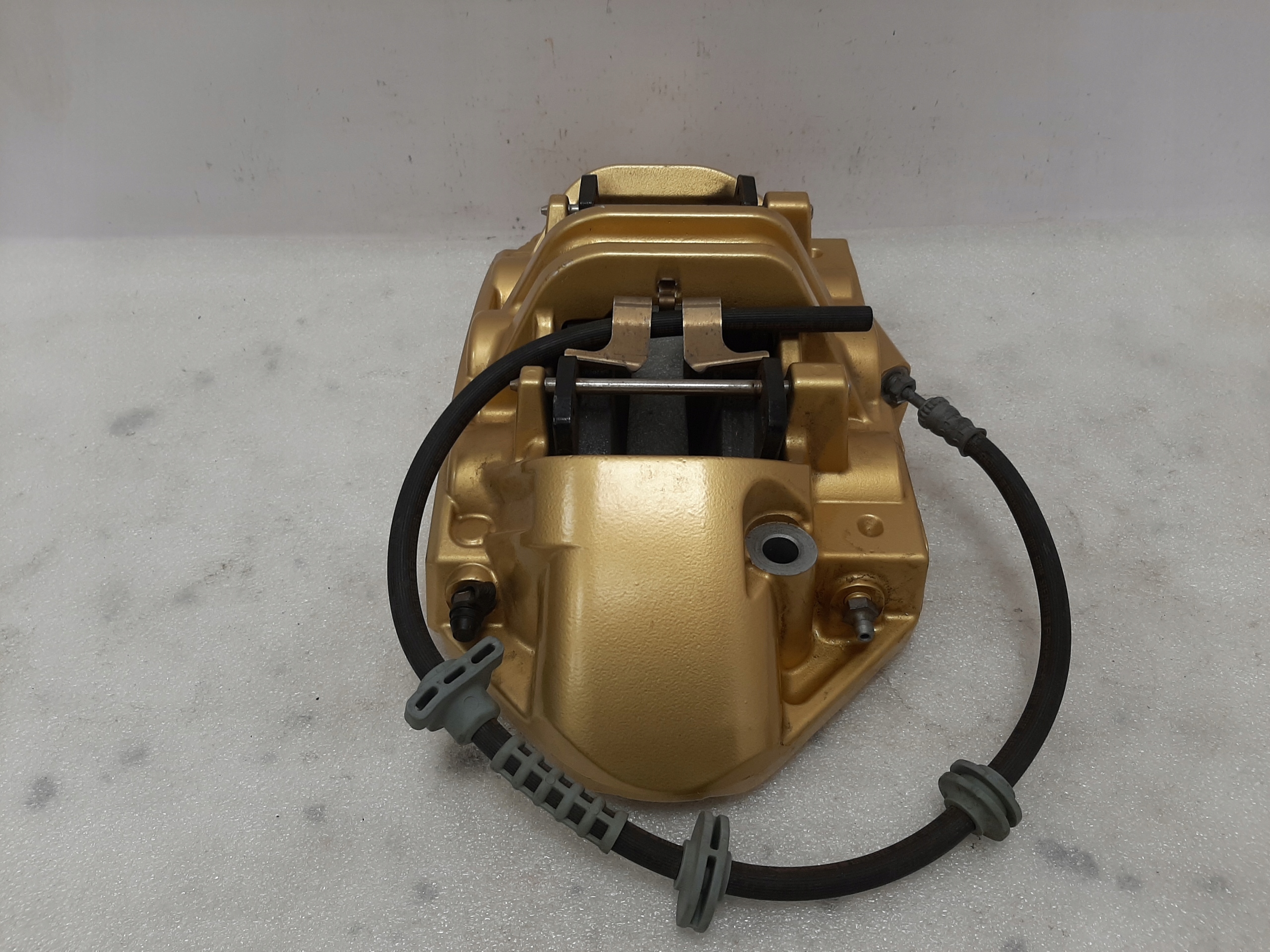 BMW Керамика M3 M4 M5 M8 G80 G82 F90 F91 суппорты - galeria