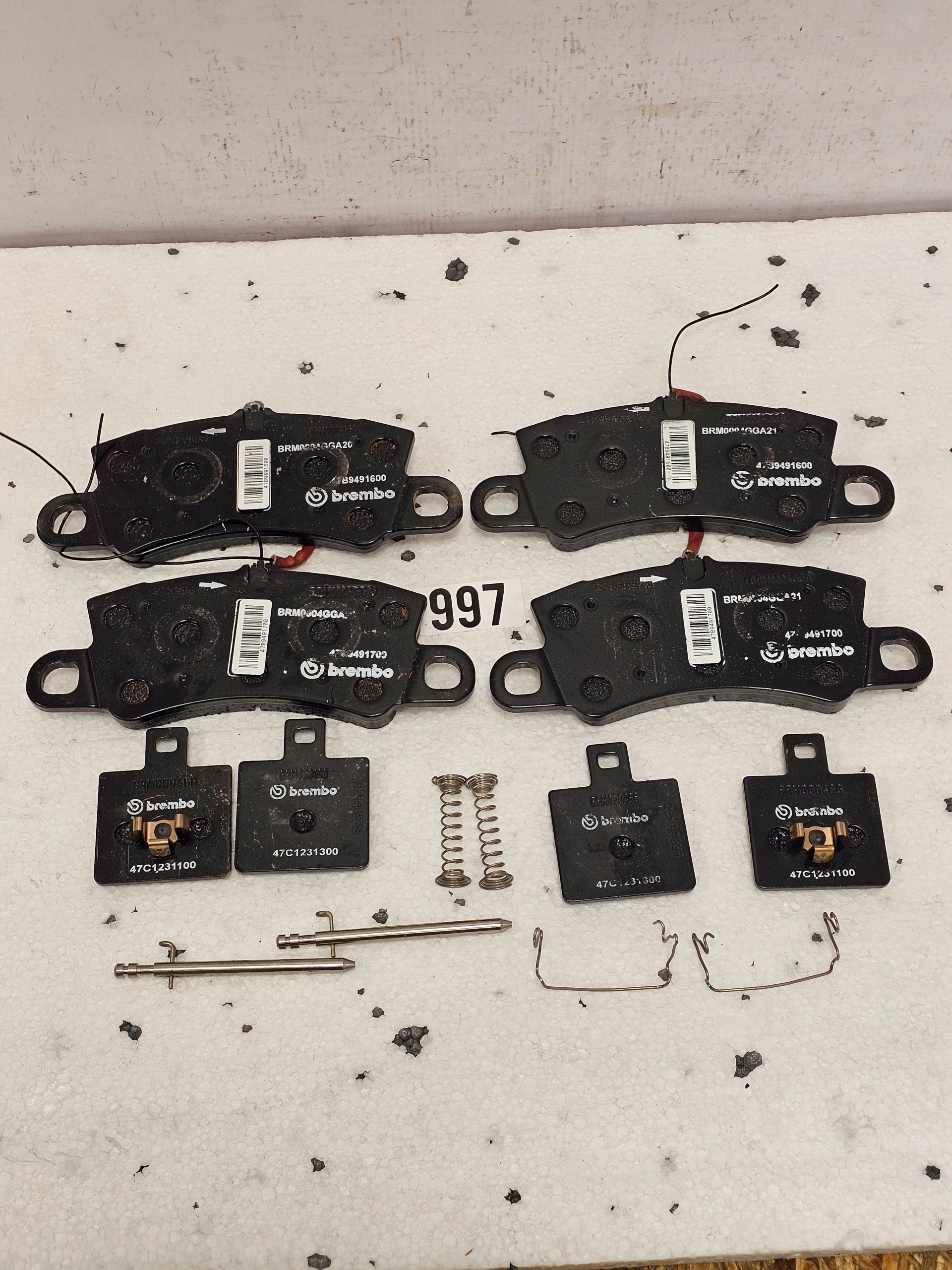 Ferrari F8 812 F12 488 blocks + Manual REAR New - galeria