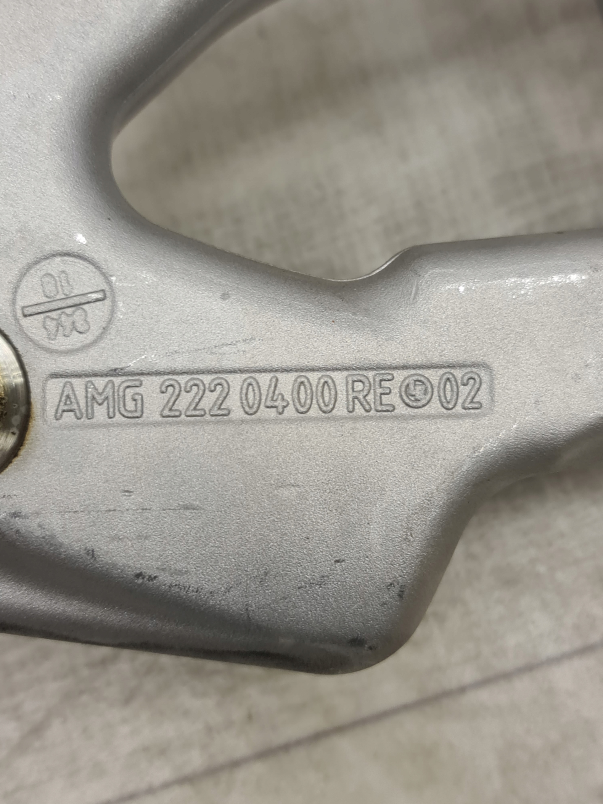 Mercedes W222 S63 AMG steering knuckle 2220400RE RIGHT - galeria