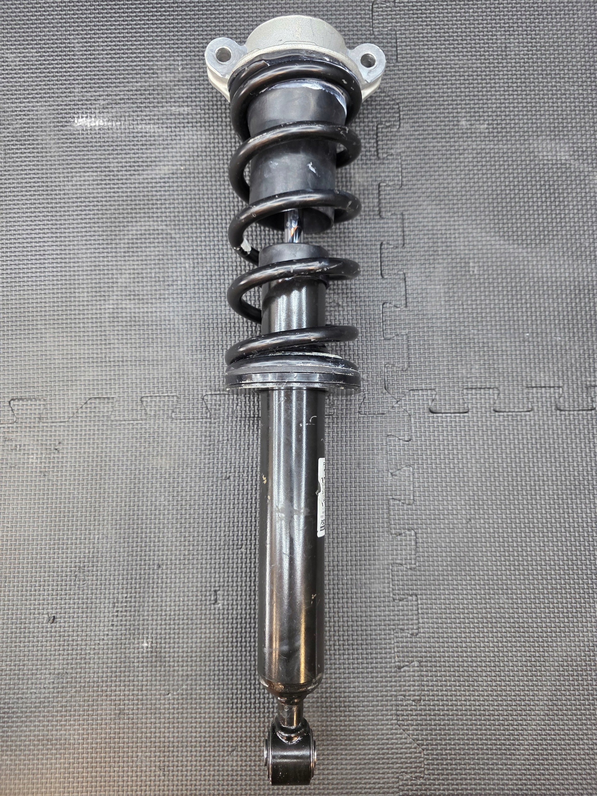 Amortyzator Shock Absorber Ferrari Amalfi Roma Przód Przedni - galeria