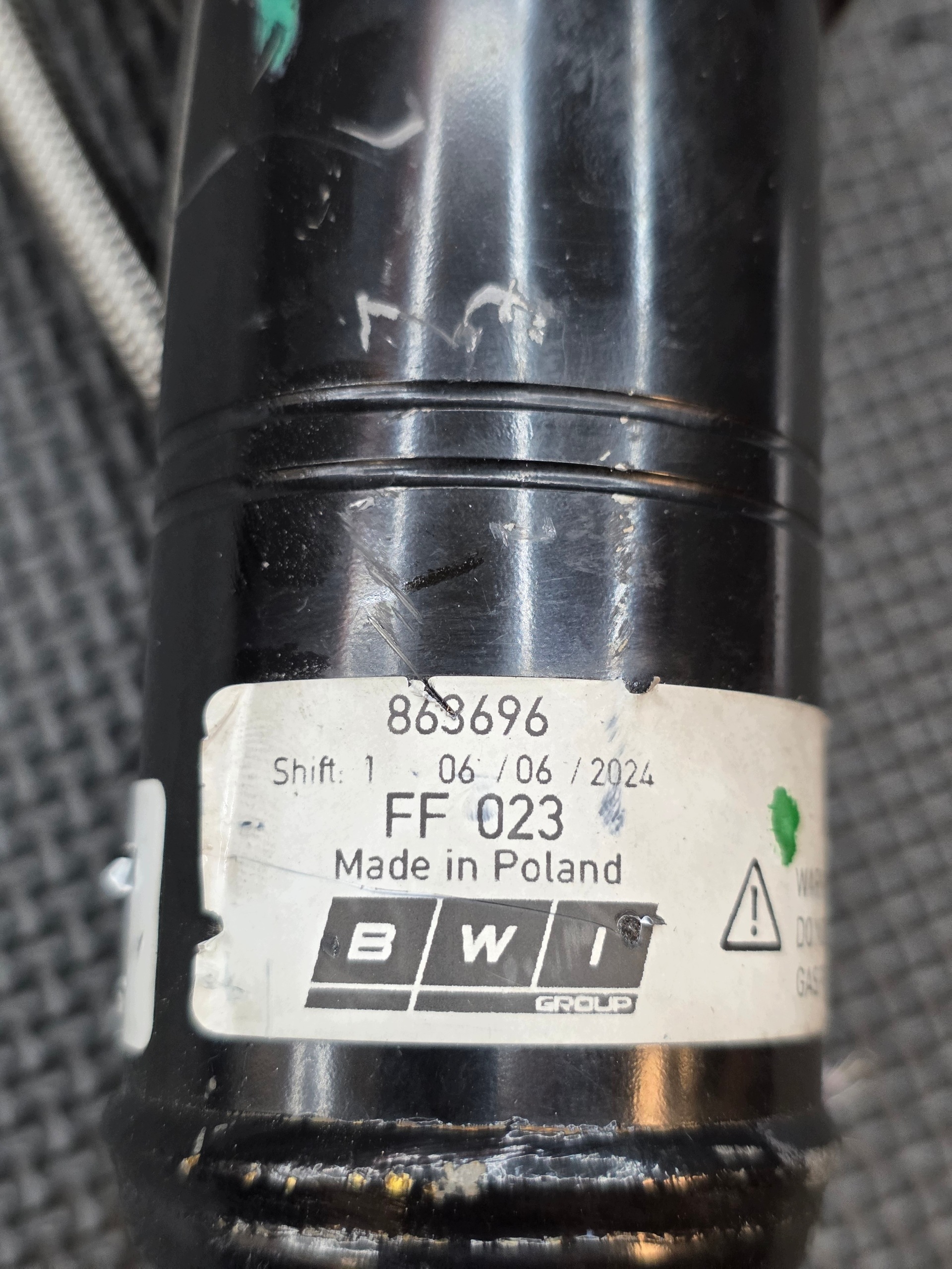 Amortyzator Shock Absorber Ferrari 296 Magneride Dual Mode F171 - galeria