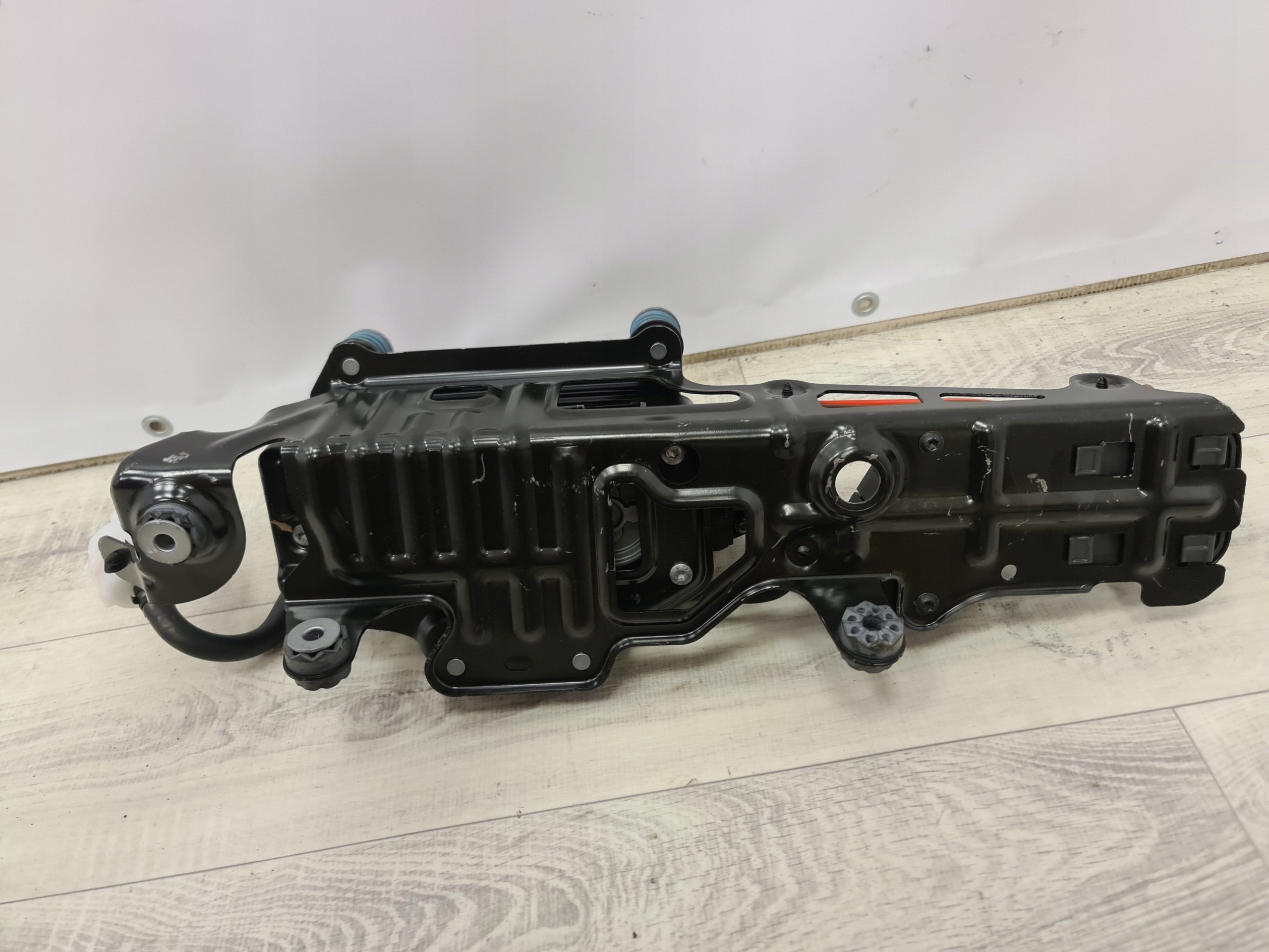 Audi E-Tron Federungskompressor 4KE616005E Neu - galeria