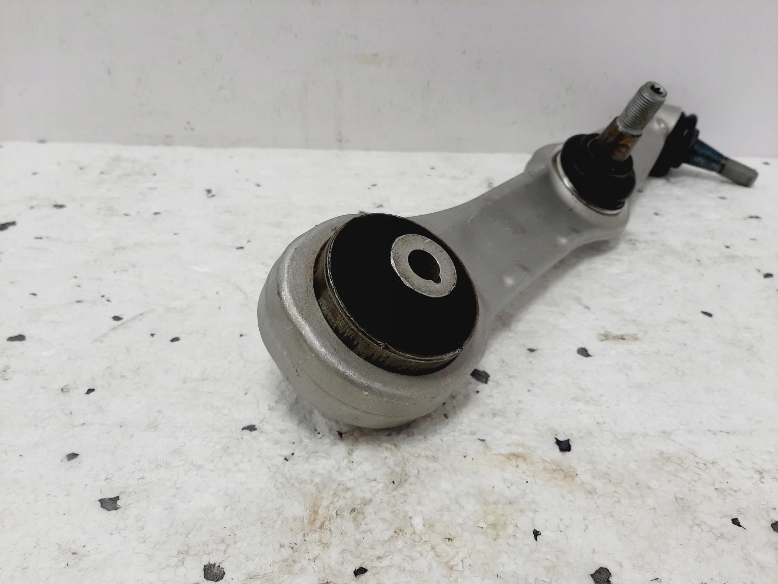 Mercedes S63 AMG W222 W217 4M FRONT ARM LEFT - galeria