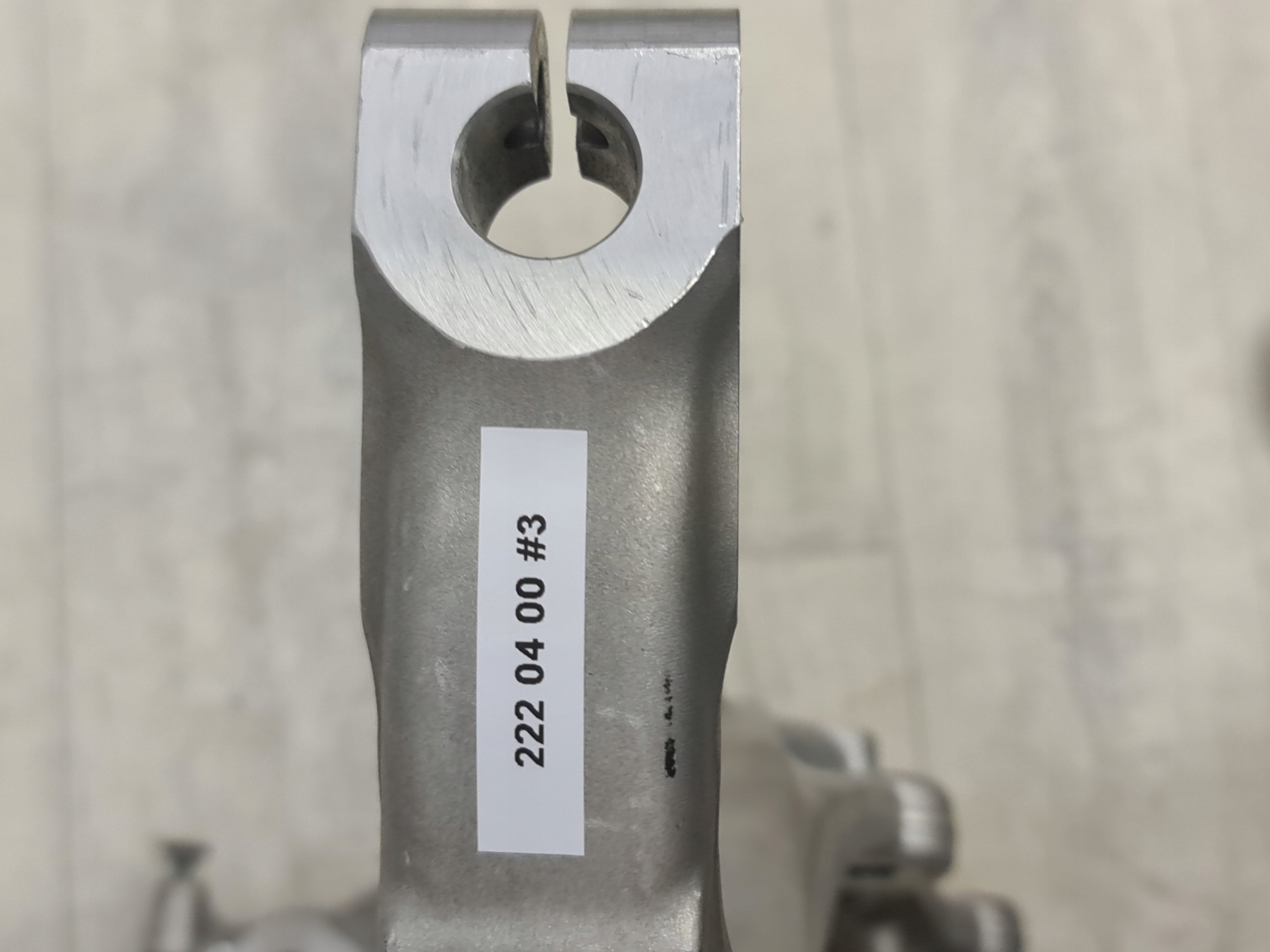 Mercedes W222 S63 AMG steering knuckle 2220400RE RIGHT - galeria
