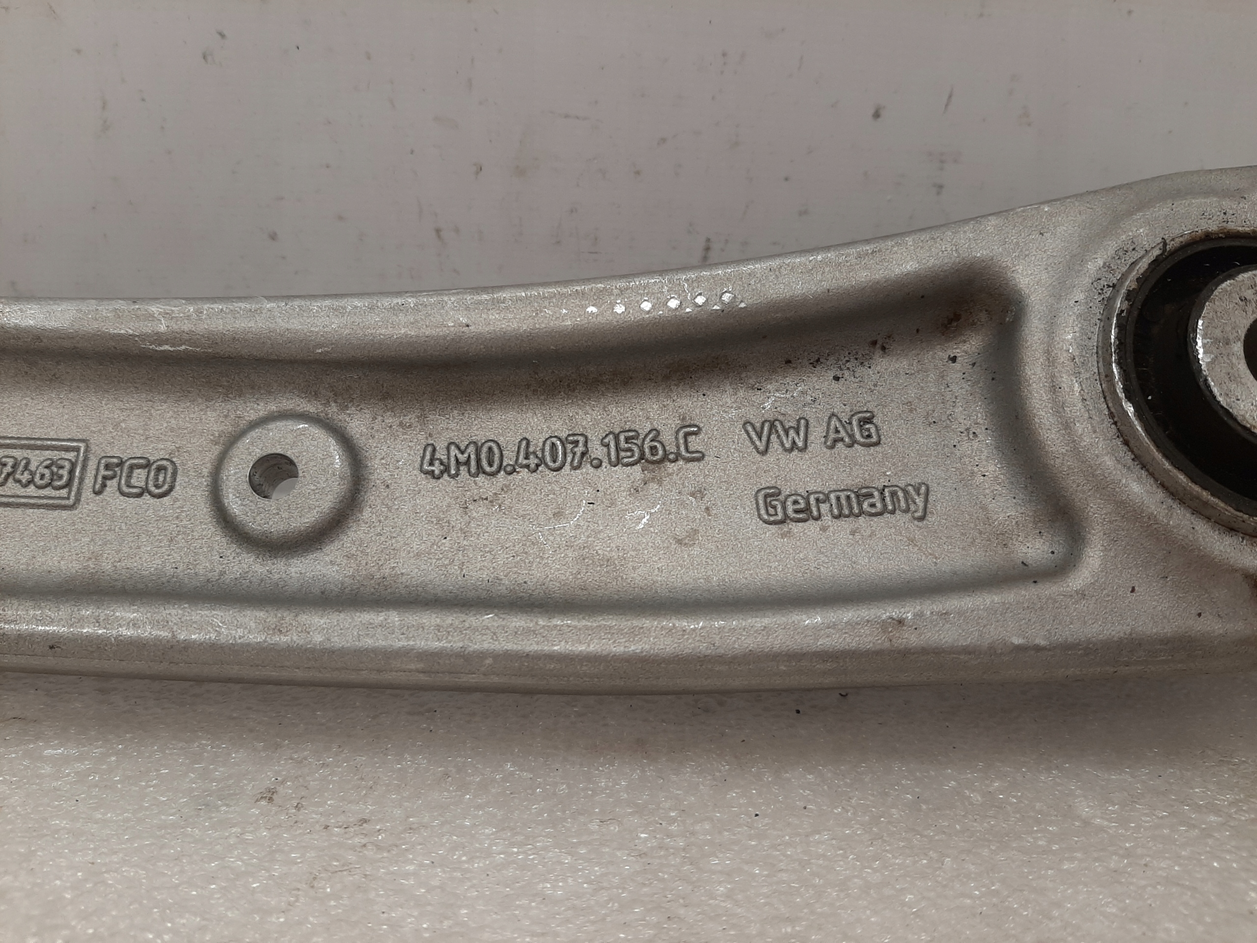 Front Right Control Arm Audi Q7 A8 E-Tron 4M0 4M0407156C - galeria
