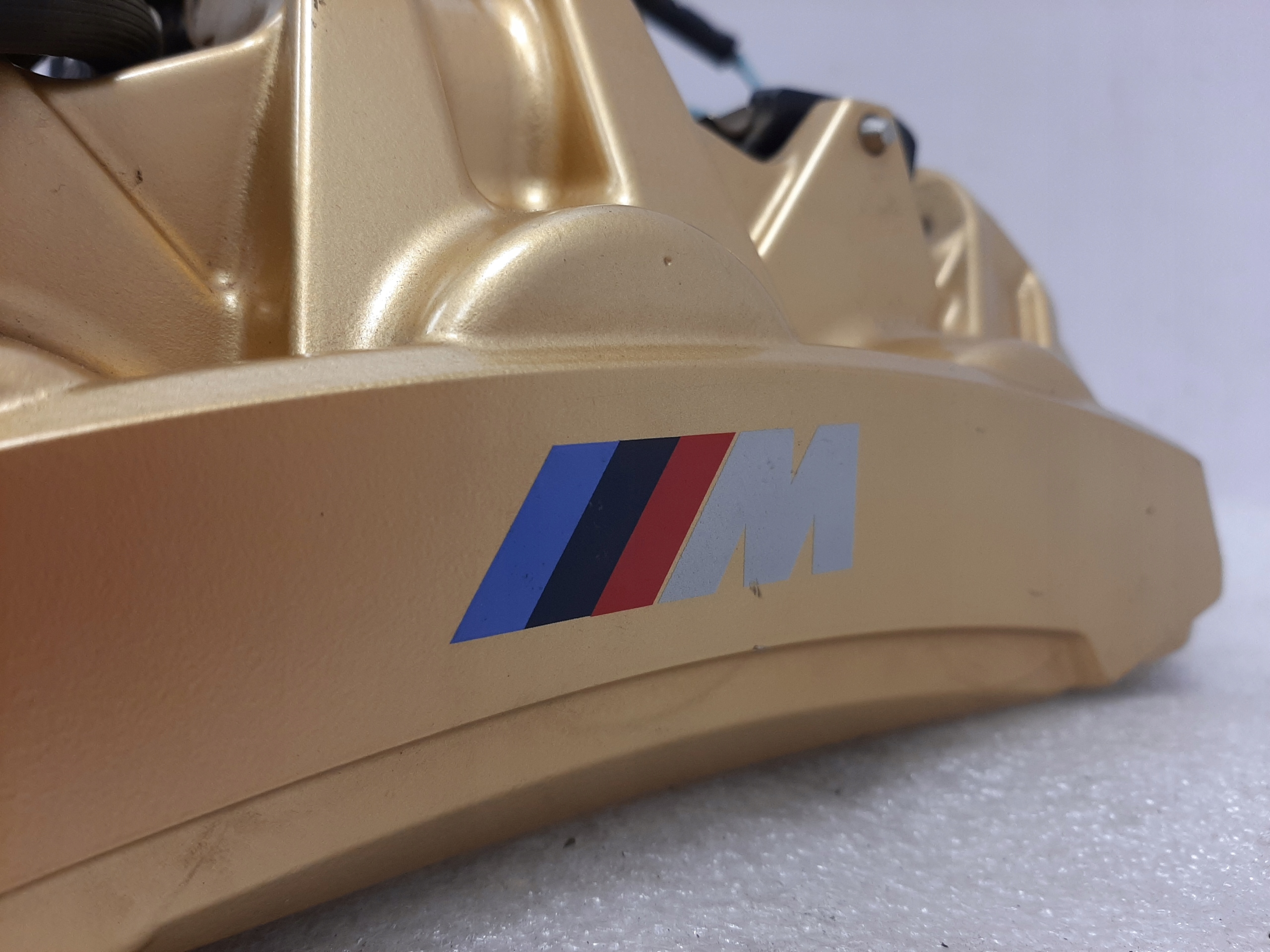 BMW Керамика M3 M4 M5 M8 G80 G82 F90 F91 суппорты - galeria
