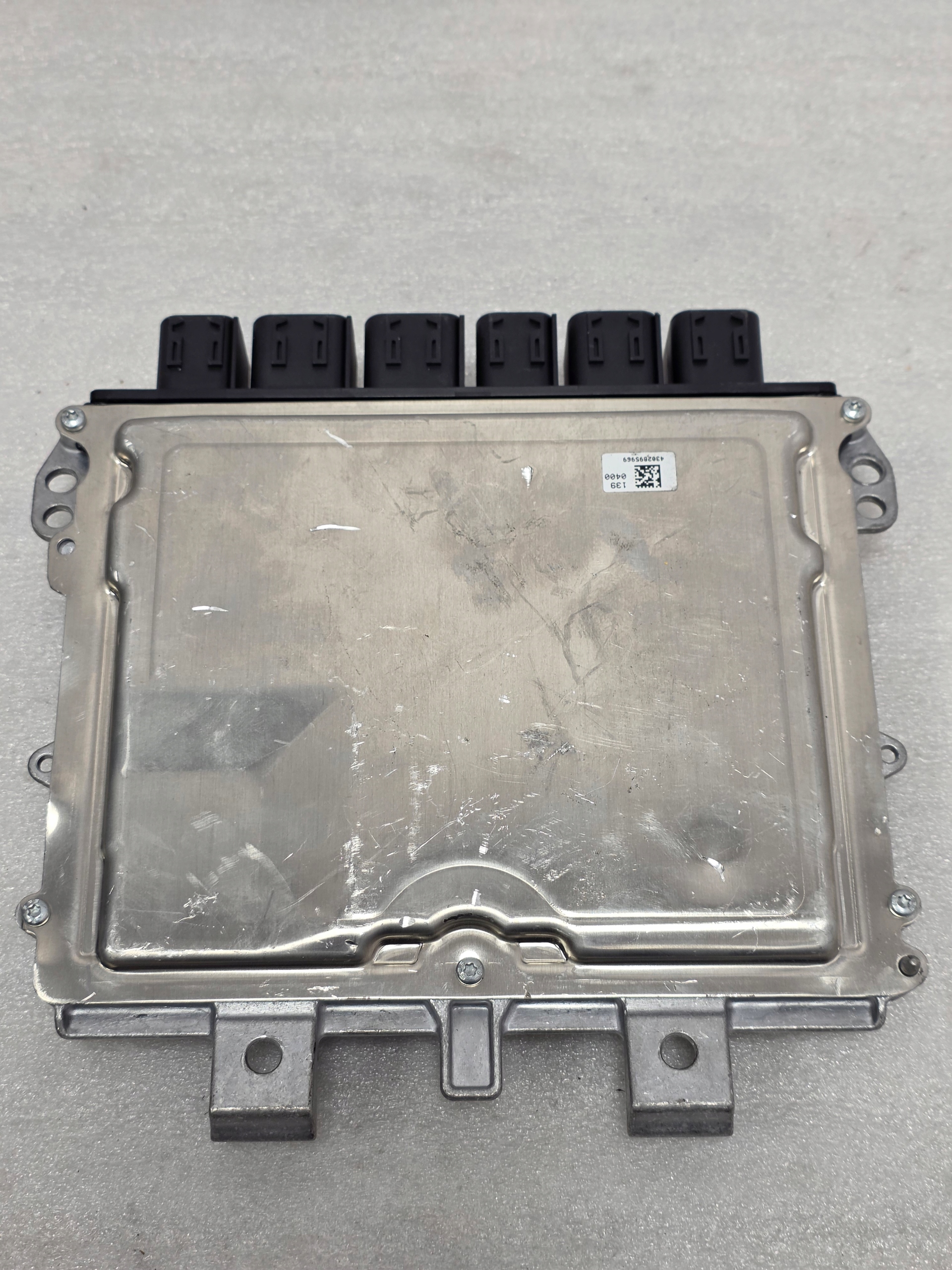 Motorsteuergerät ECU A1399000400 OM139 - galeria