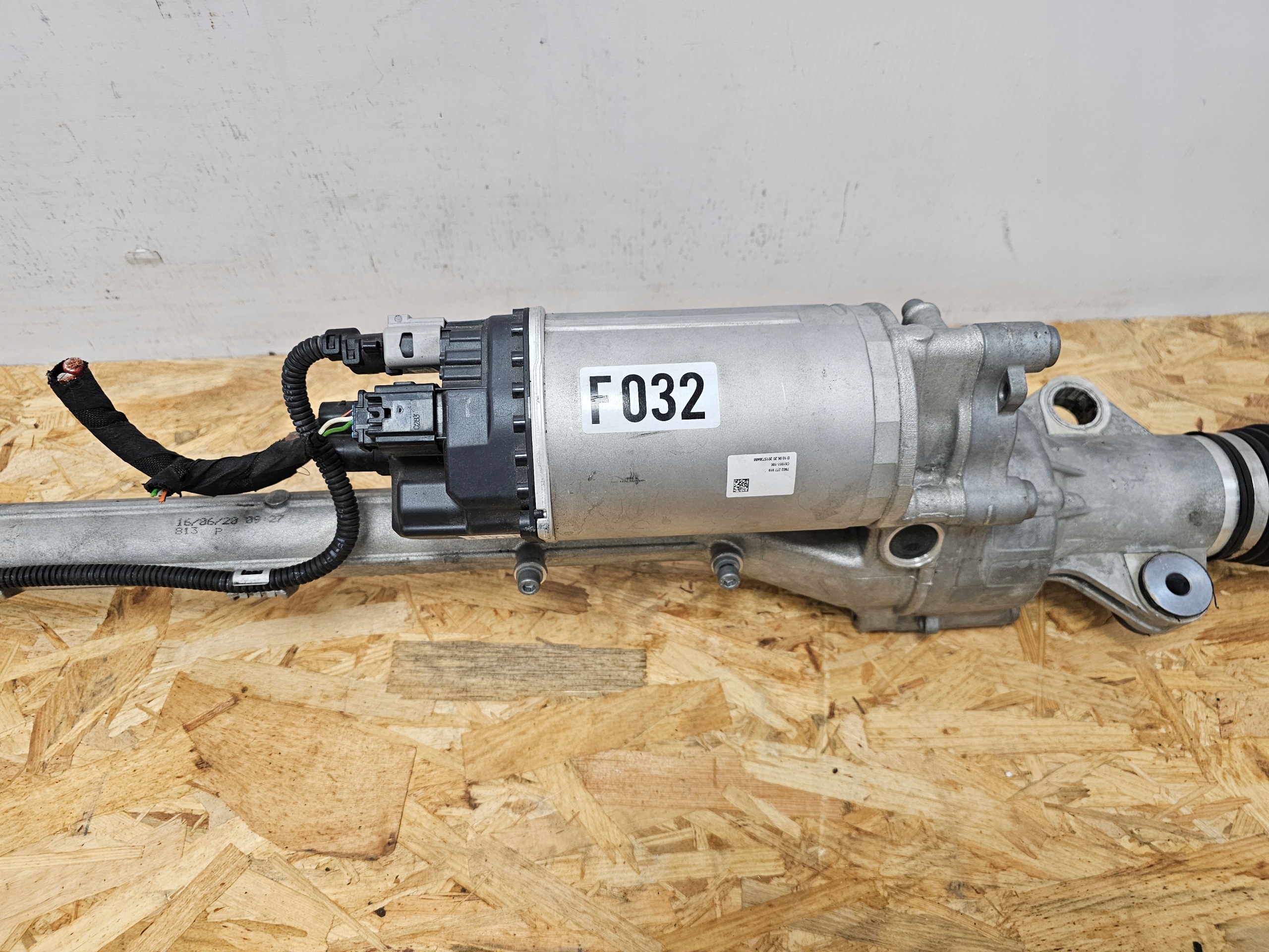 Steering gear Magiel Ferrari 812 327735 - galeria