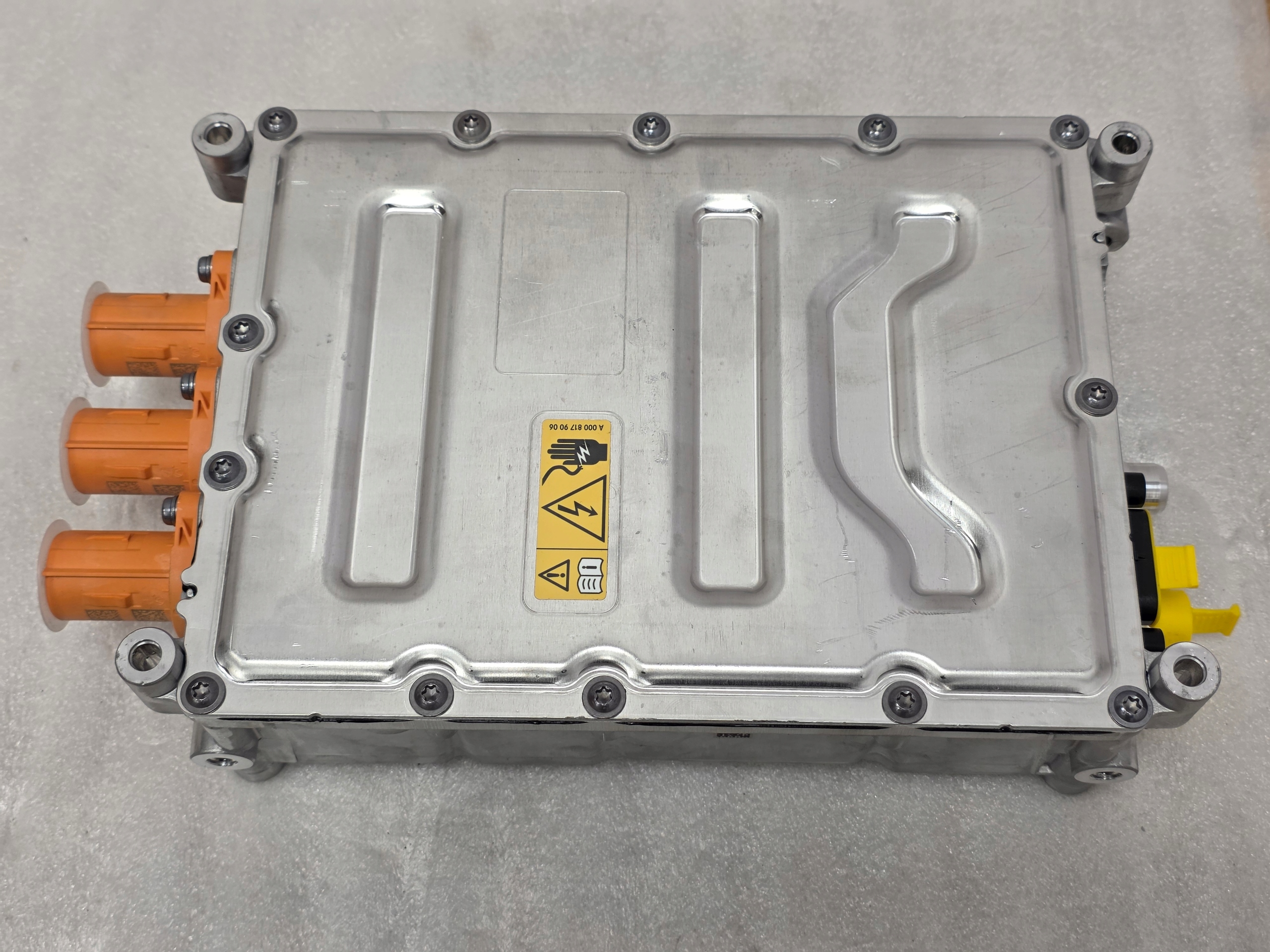Converter Voltage converter Mercedes W465 G W907 Sprinter Hybrid - galeria