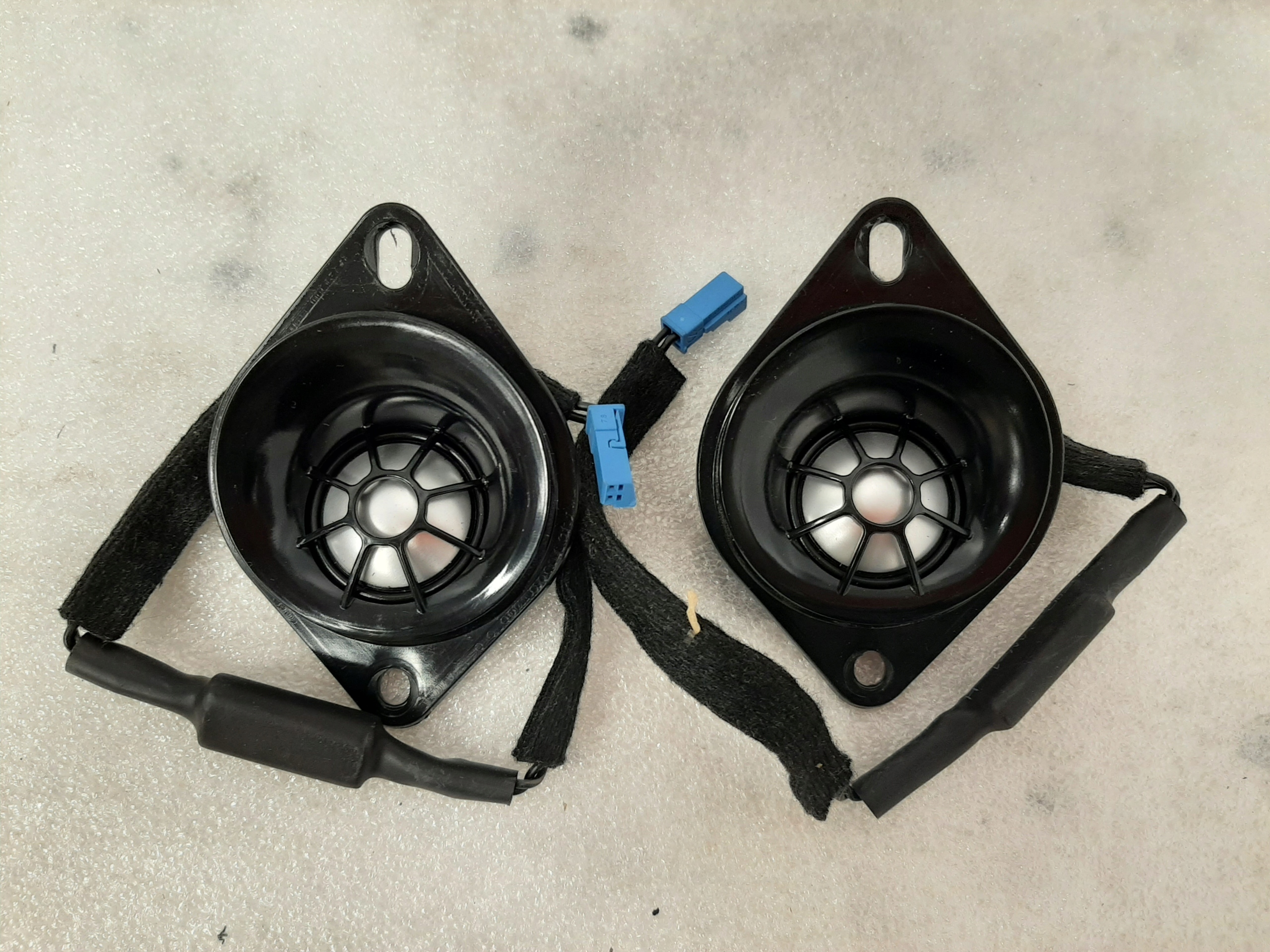 Harman Kardon Speaker Set for BMW G14 G15 G16 - galeria