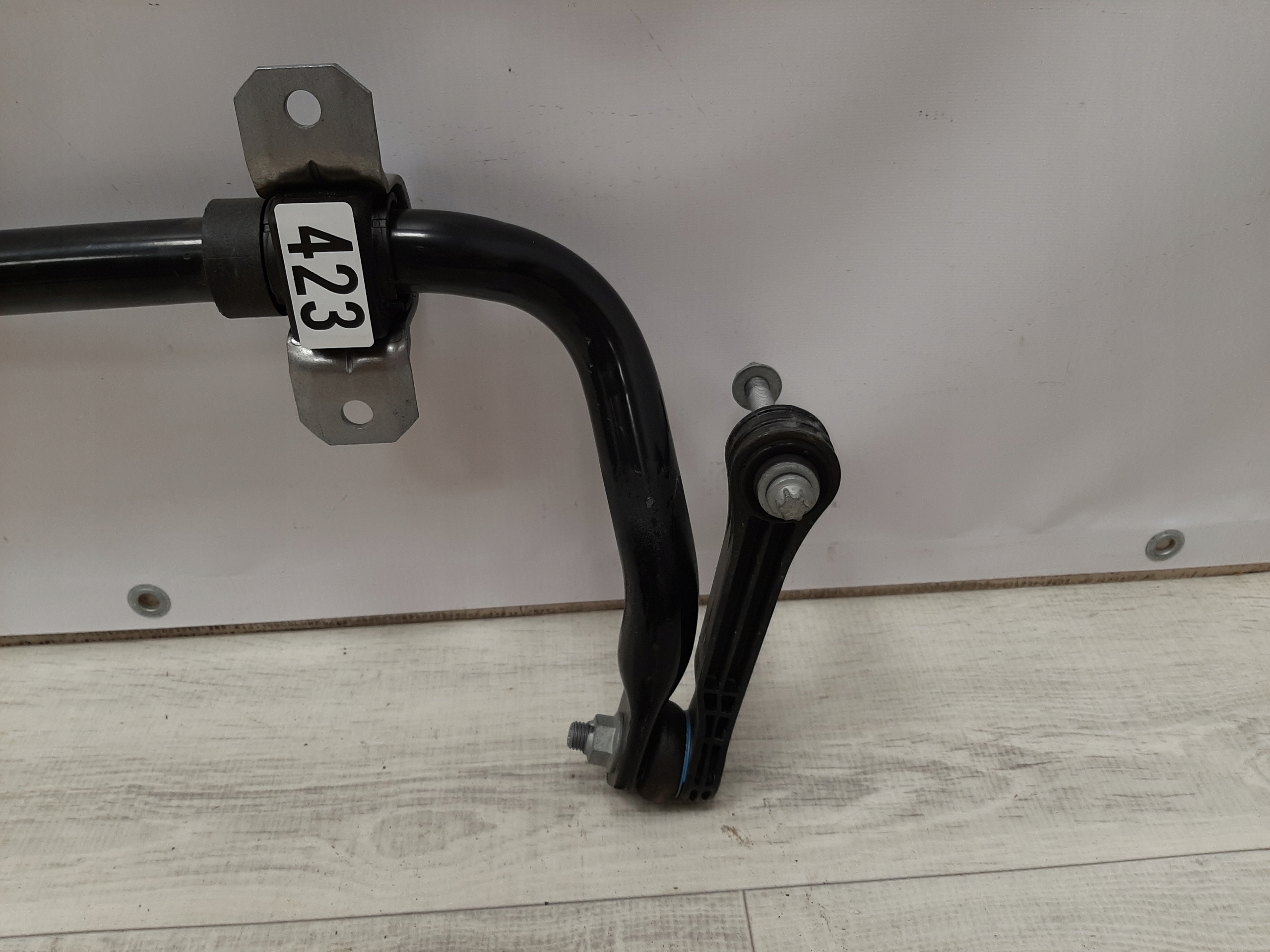Stabilisatorstange hinten BMW M8 F91 F92 - galeria