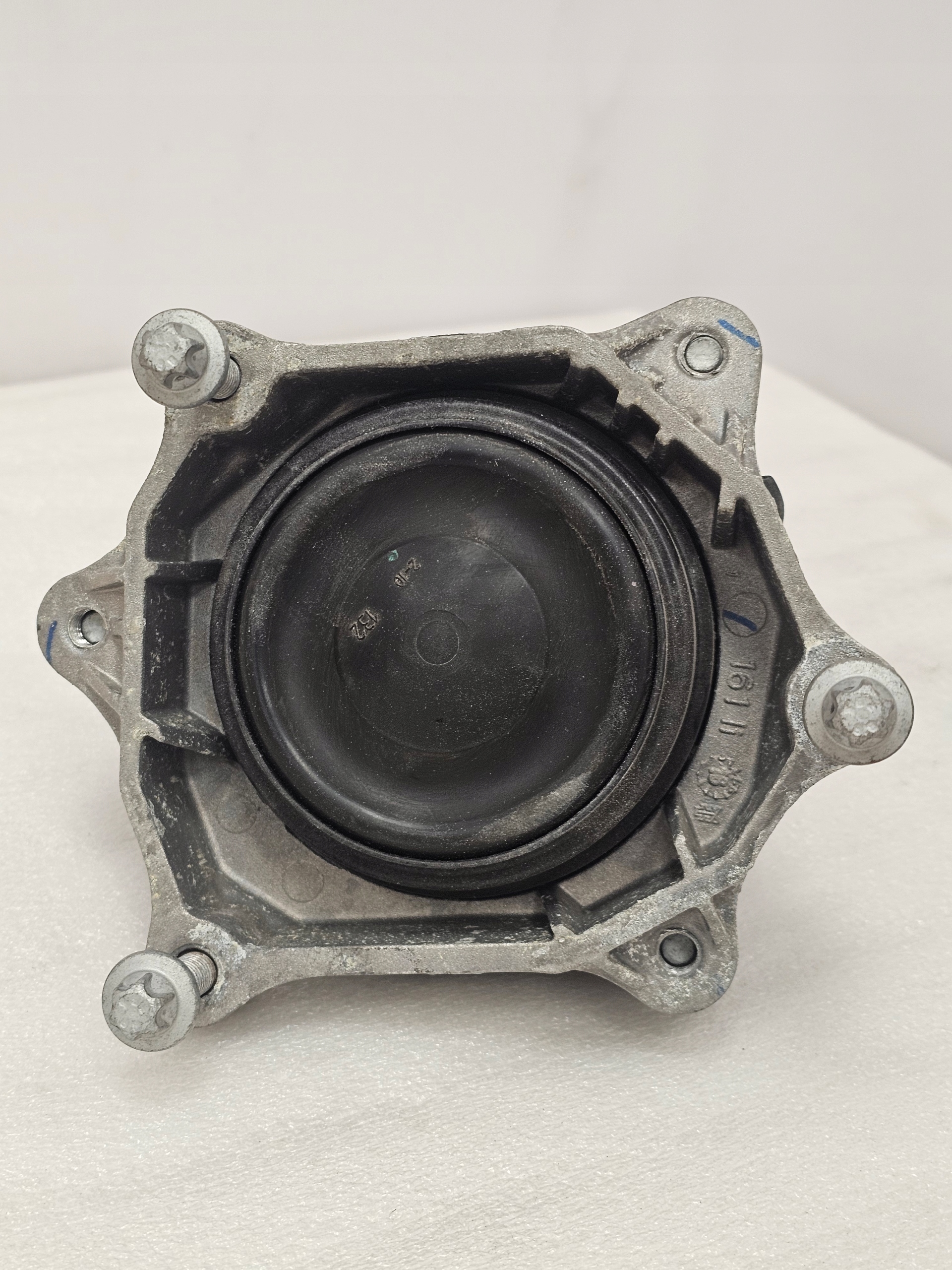 Подушка двигателя BMW F20 F22 F30 F21 F32 F36 6859413 - galeria