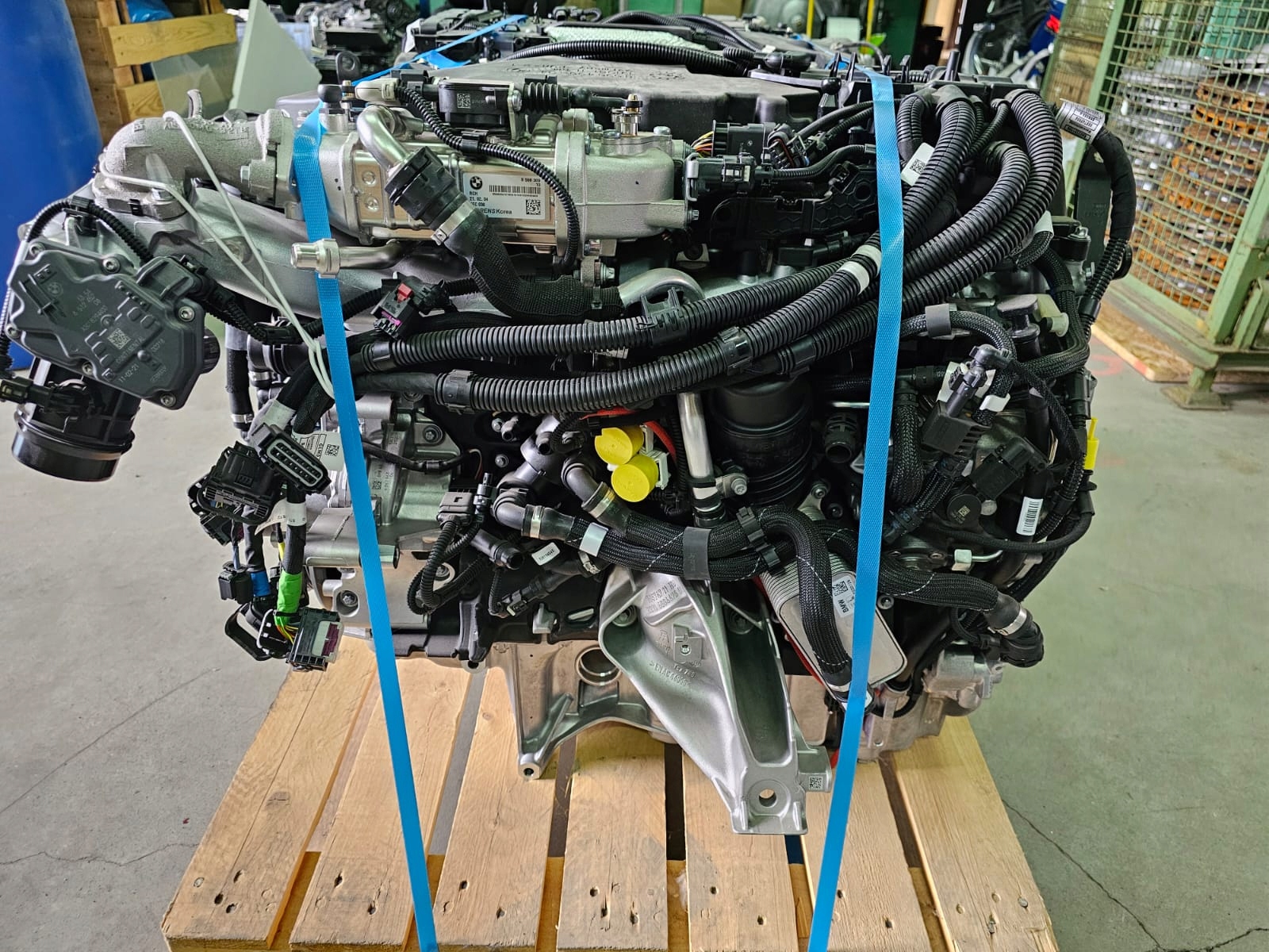 BMW B57-Motor komplett und neu B57D30B 3.0D 320 km - galeria