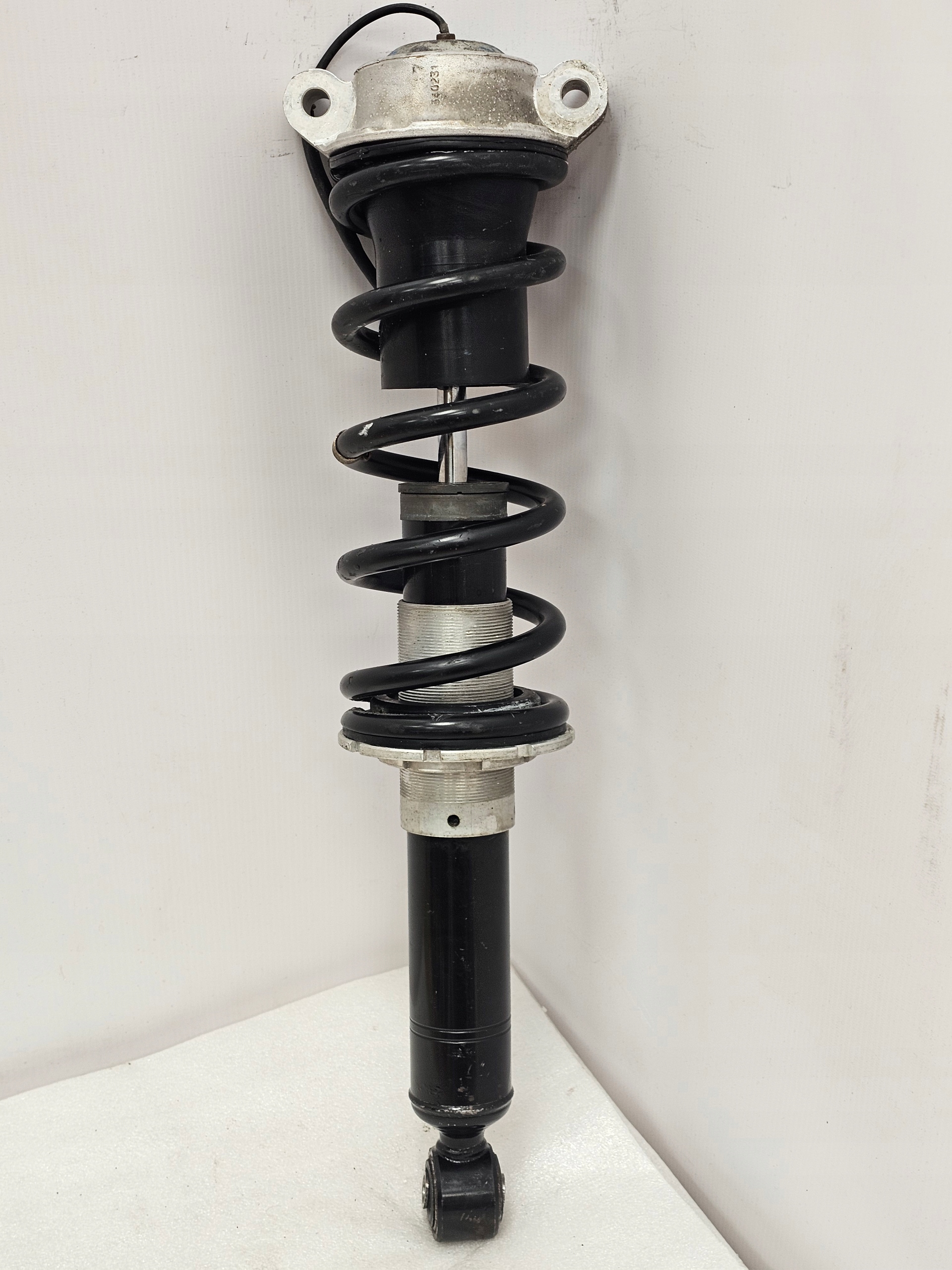 Shock Absorber Rear Rear FERRARI Roma Portofino MAGNERIDE - galeria