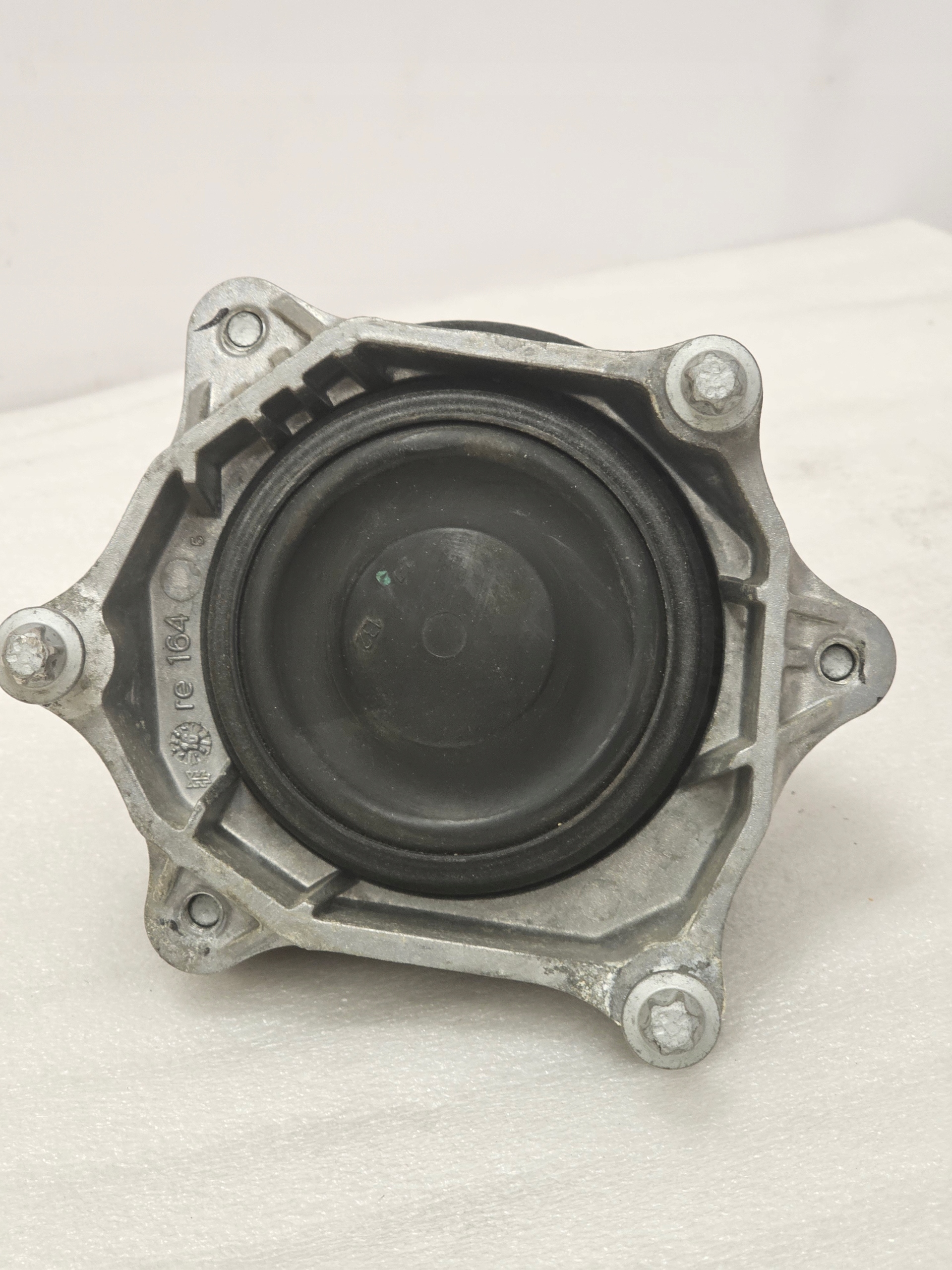 Подушка двигателя BMW F20 F22 F30 F21 F32 F36 6859414 - galeria