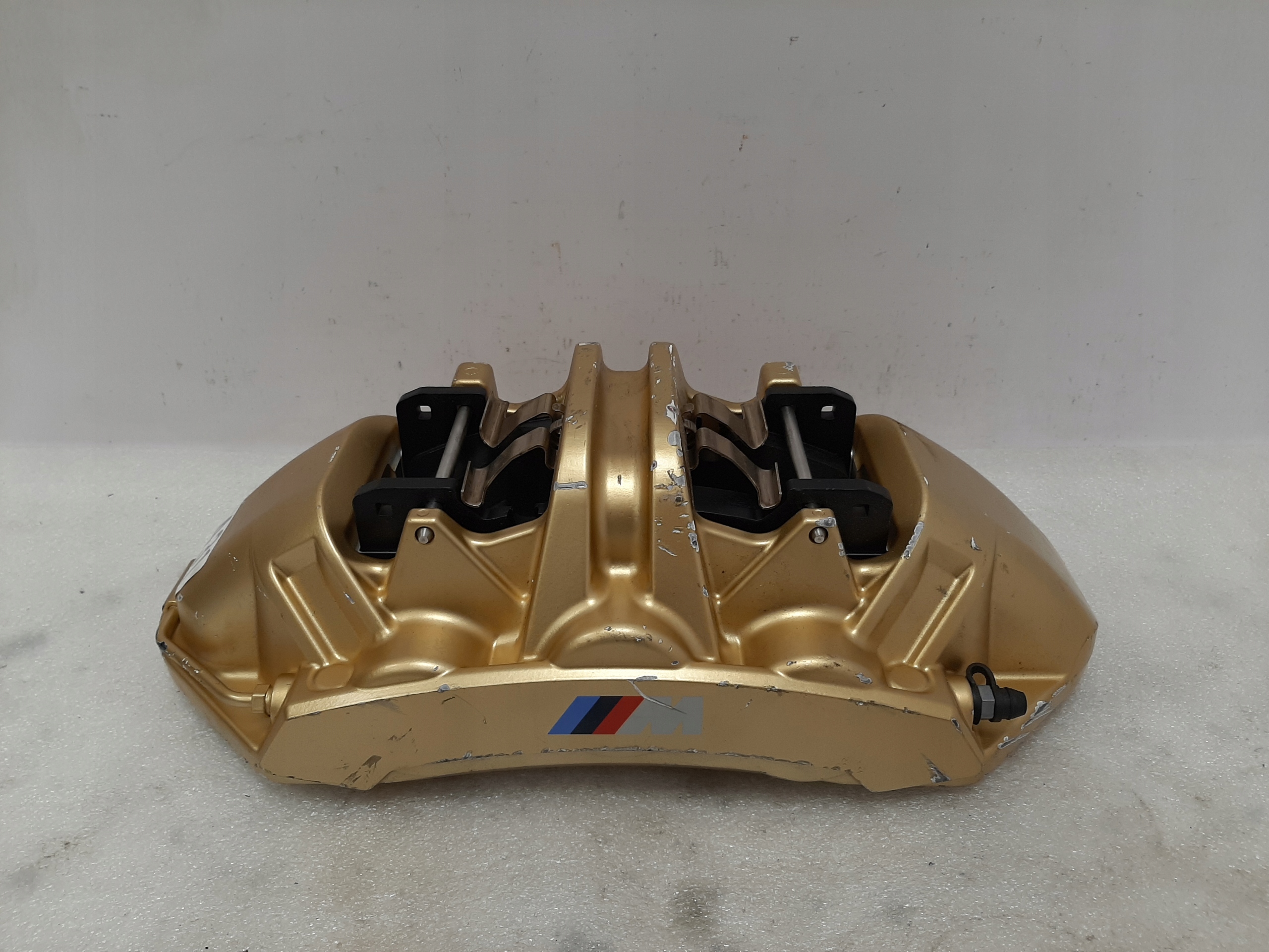 BMW Керамика M3 M4 M5 M8 G80 G82 F90 F91 суппорты - galeria
