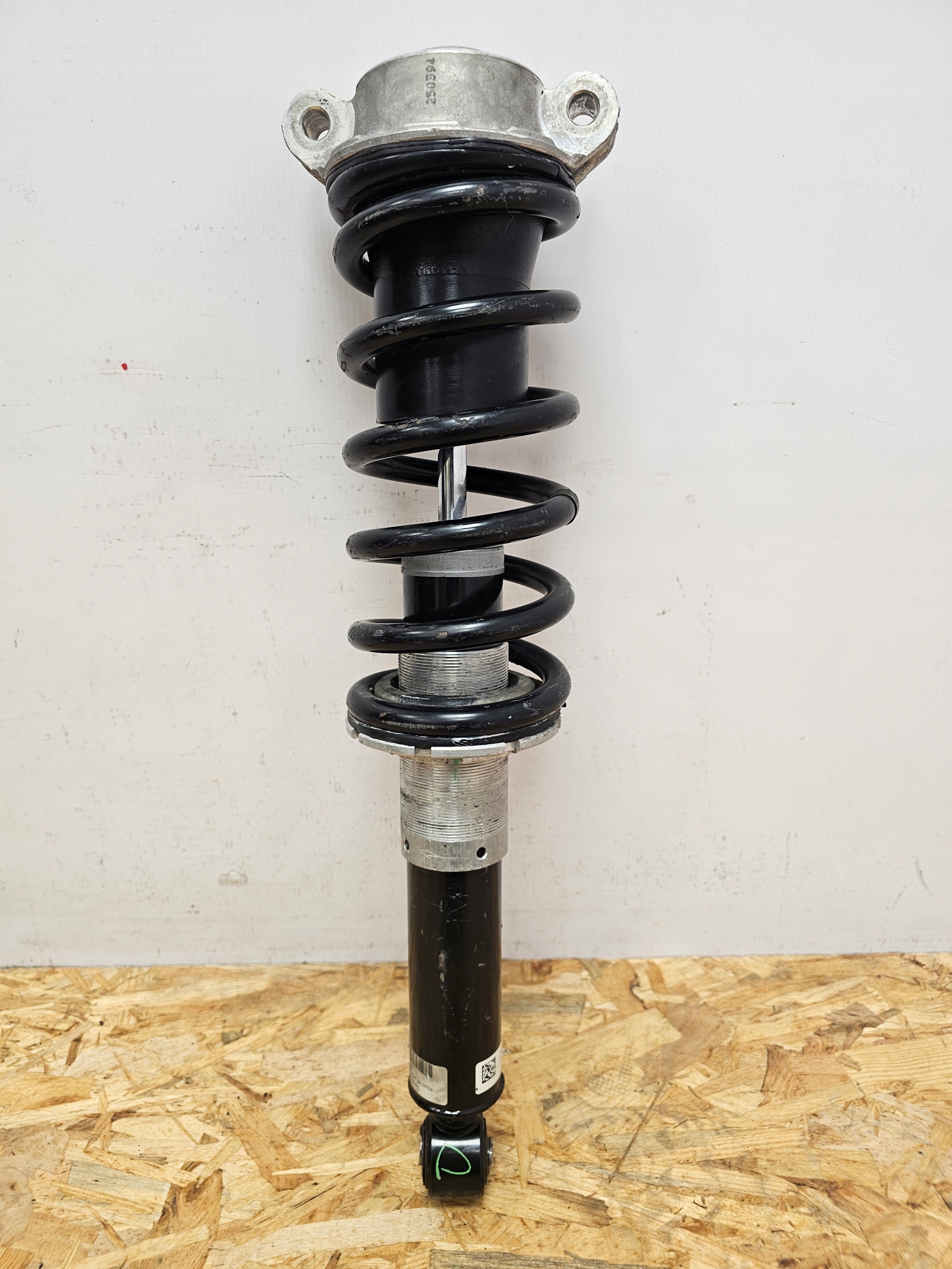 Shock Absorber Front Front FERRARI 488 GTB F8 Tributo - galeria