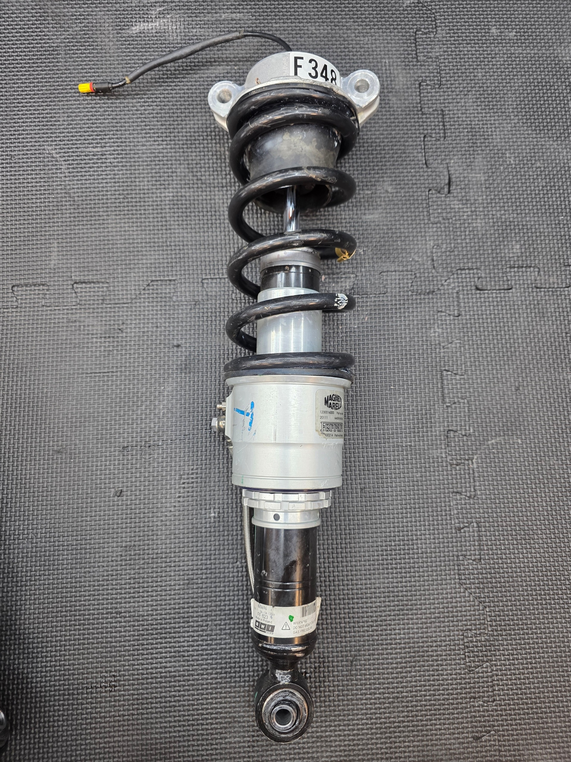 Amortyzator Shock Absorber Ferrari 296 Magneride Dual Mode F171 - galeria