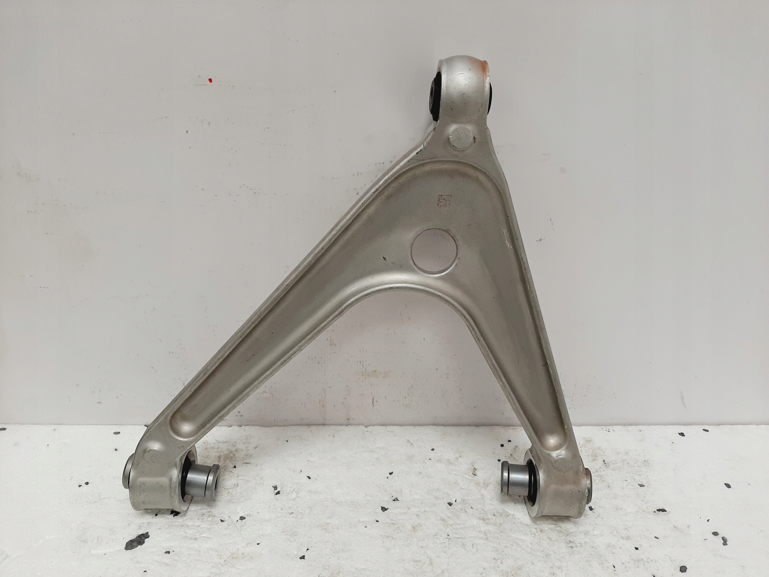 Mercedes W190 AMG GT S C Rear lower wishbone - galeria
