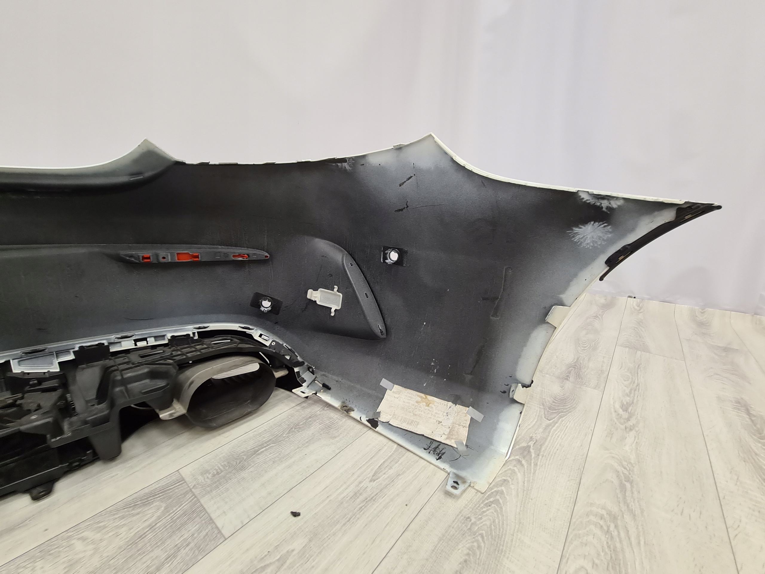 Mercedes C W205 63 AMG REAR BUMPER COMPLETE LIFT - galeria