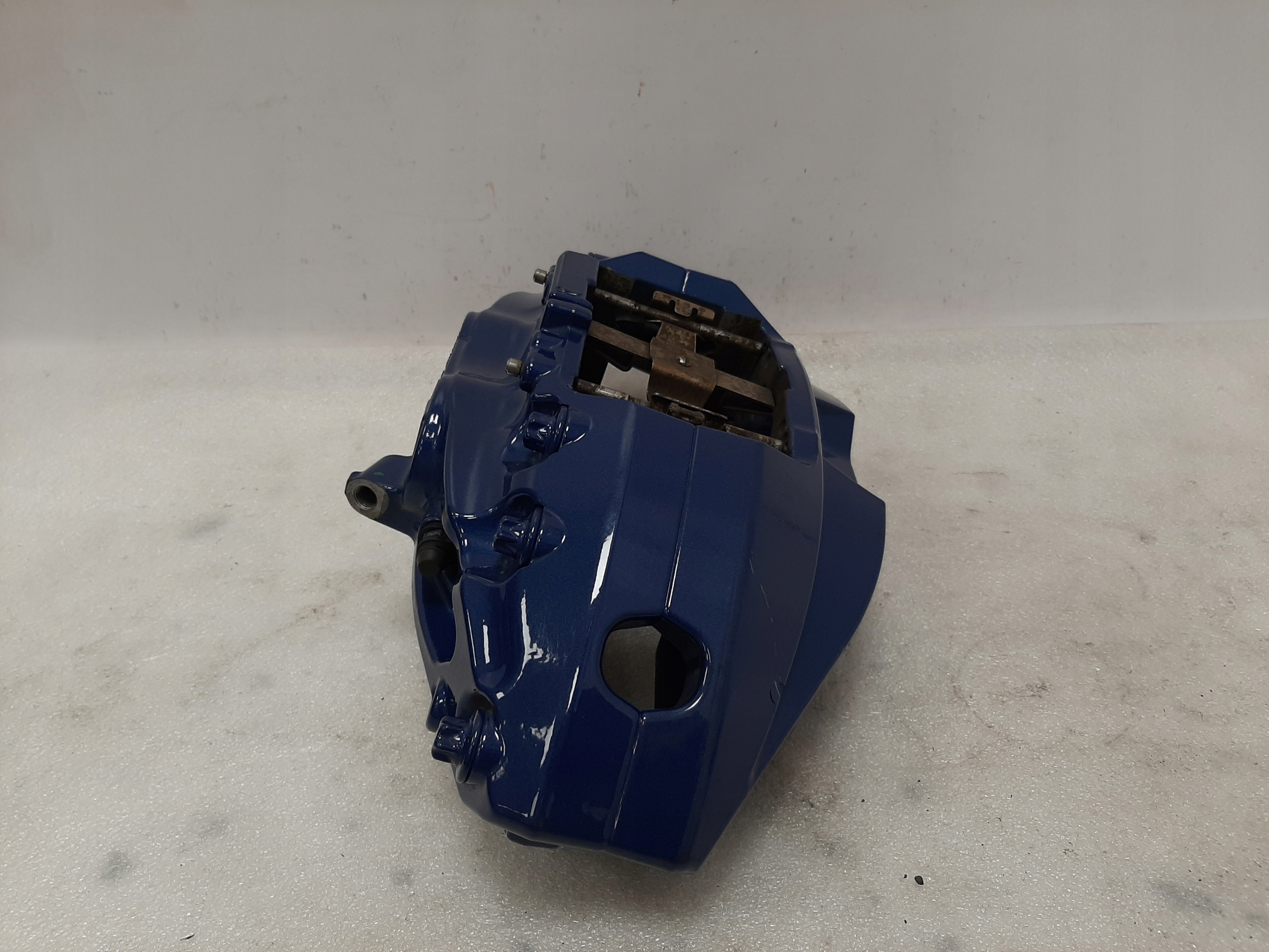 BMW G11 G12 G05 X5 BigBrake 395 мм суппорты - galeria