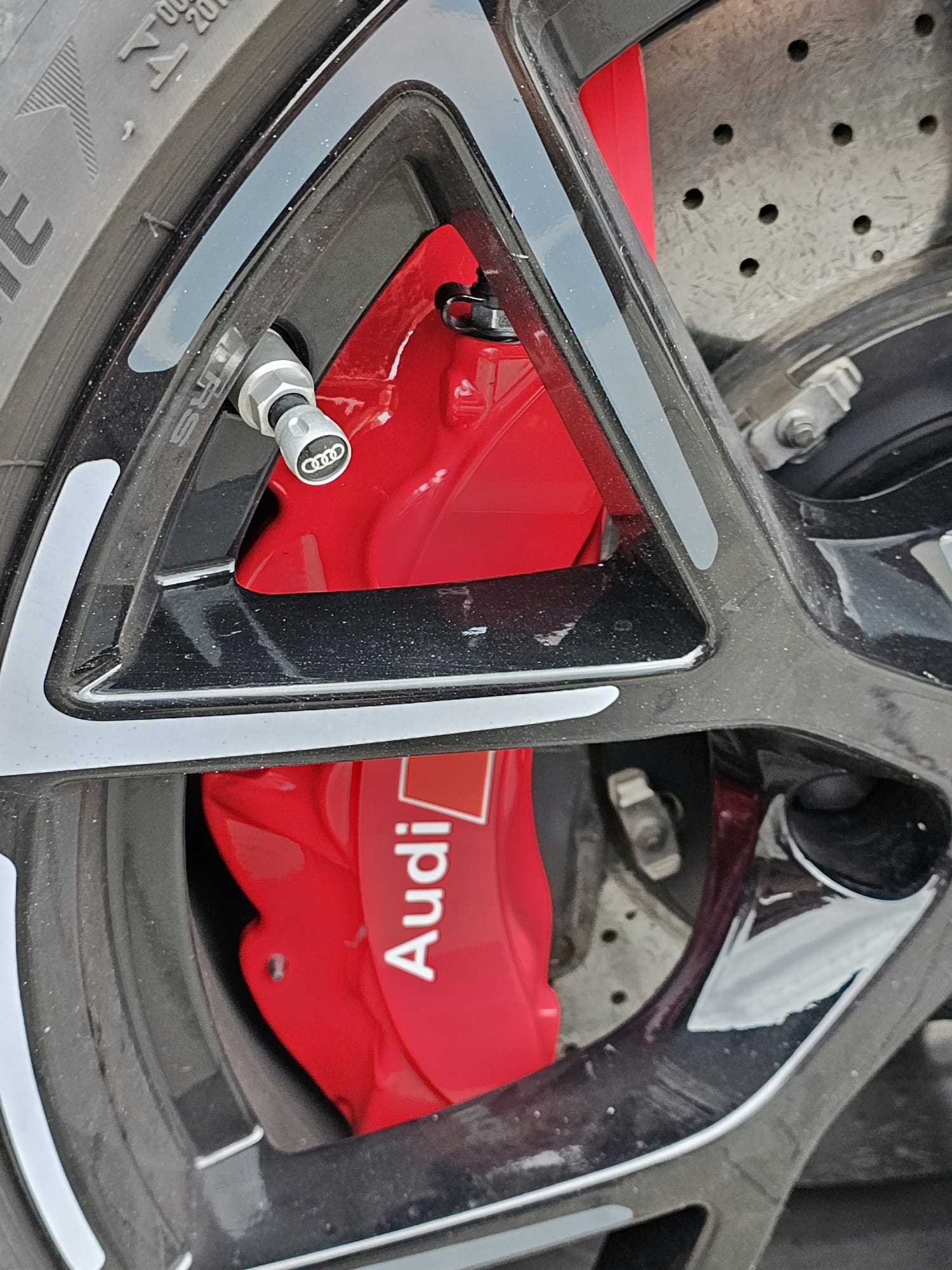 Керамические тормоза Audi RS3 MQB 8Y 8V Golf VIII - galeria