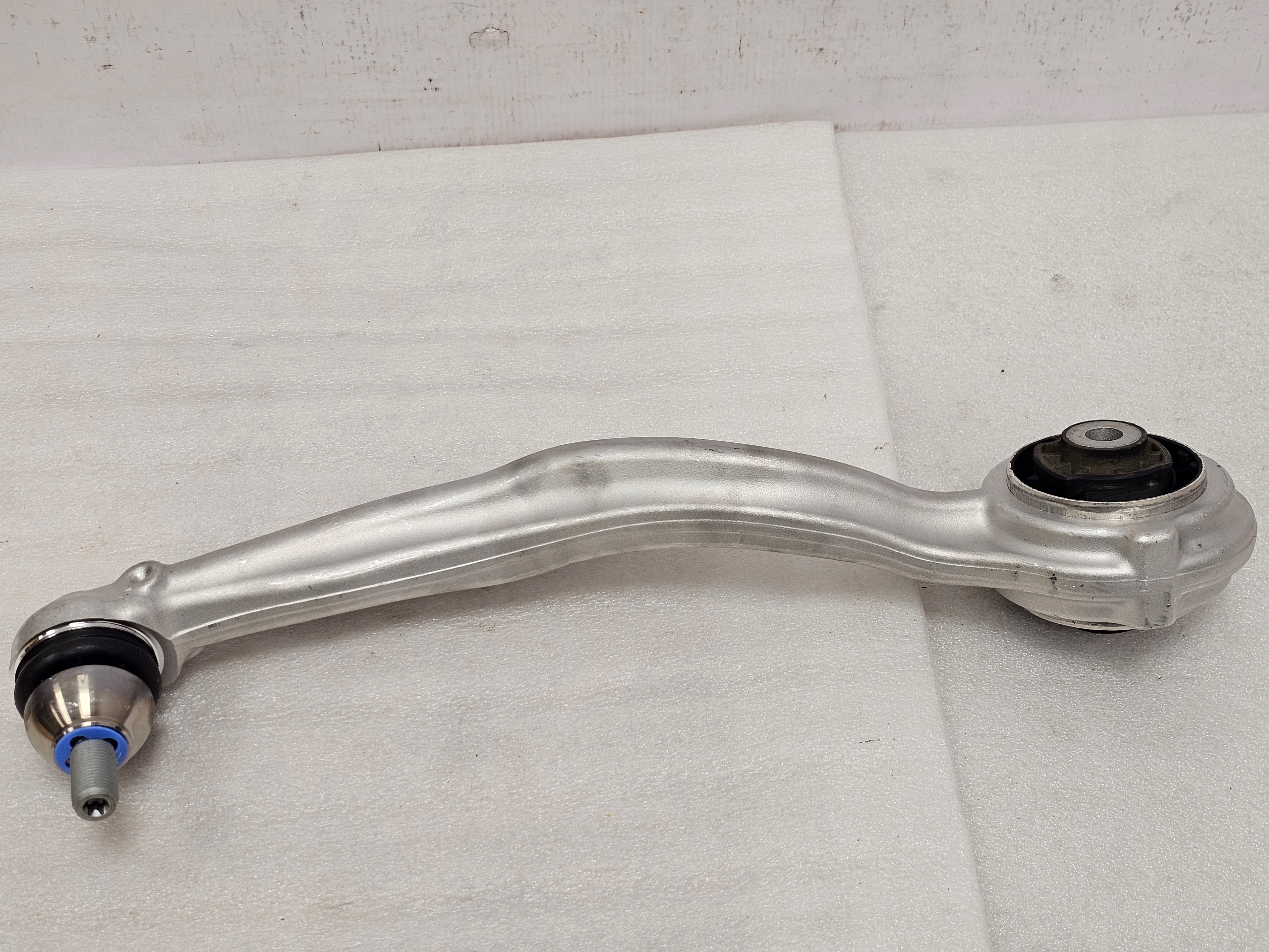Front Left Control Arm Mercedes W214 W236 4Matic A2143330900 LI - galeria