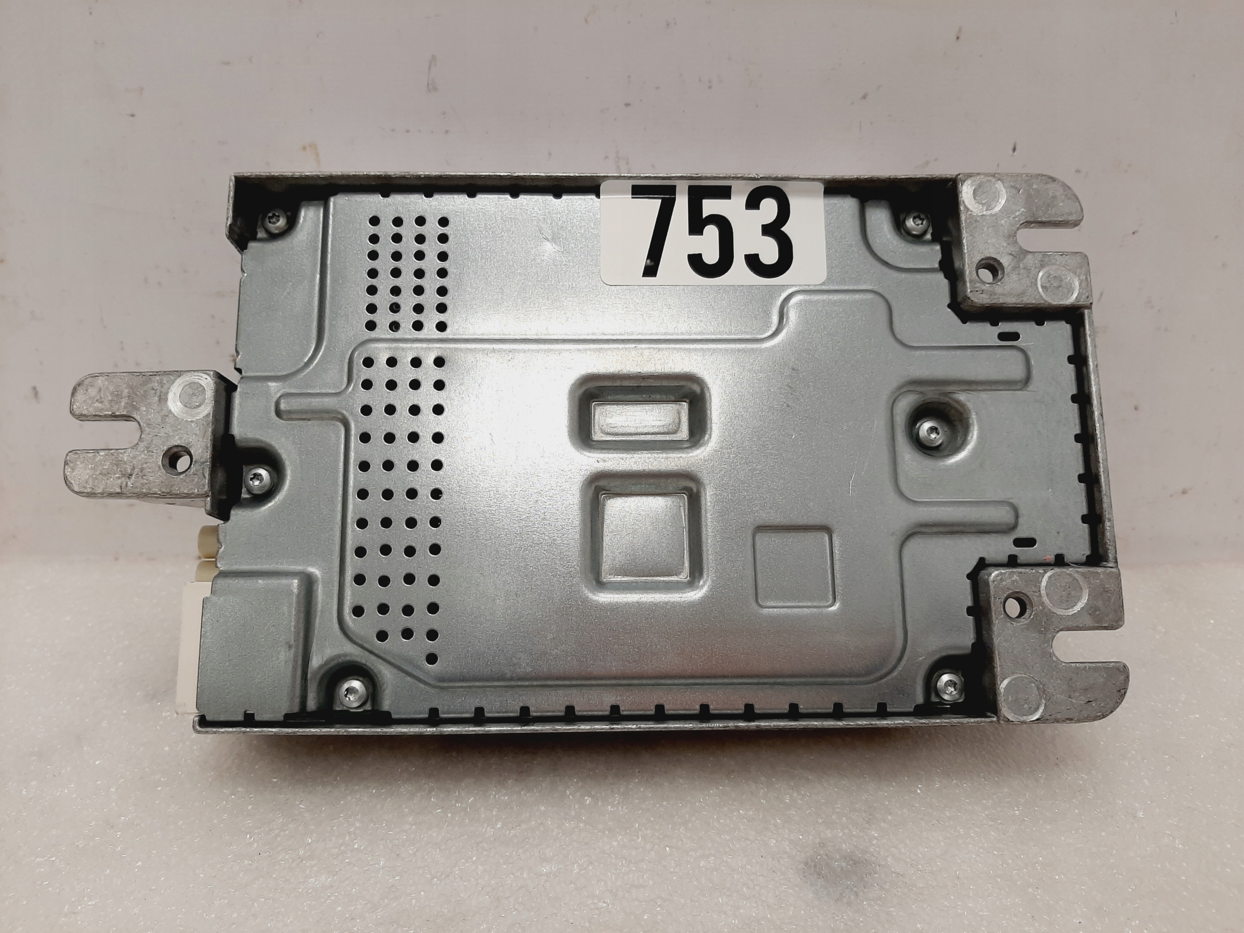 Harman Kardon MID DAB amplifier BMW G20 G30 G11 G01 G05 - galeria