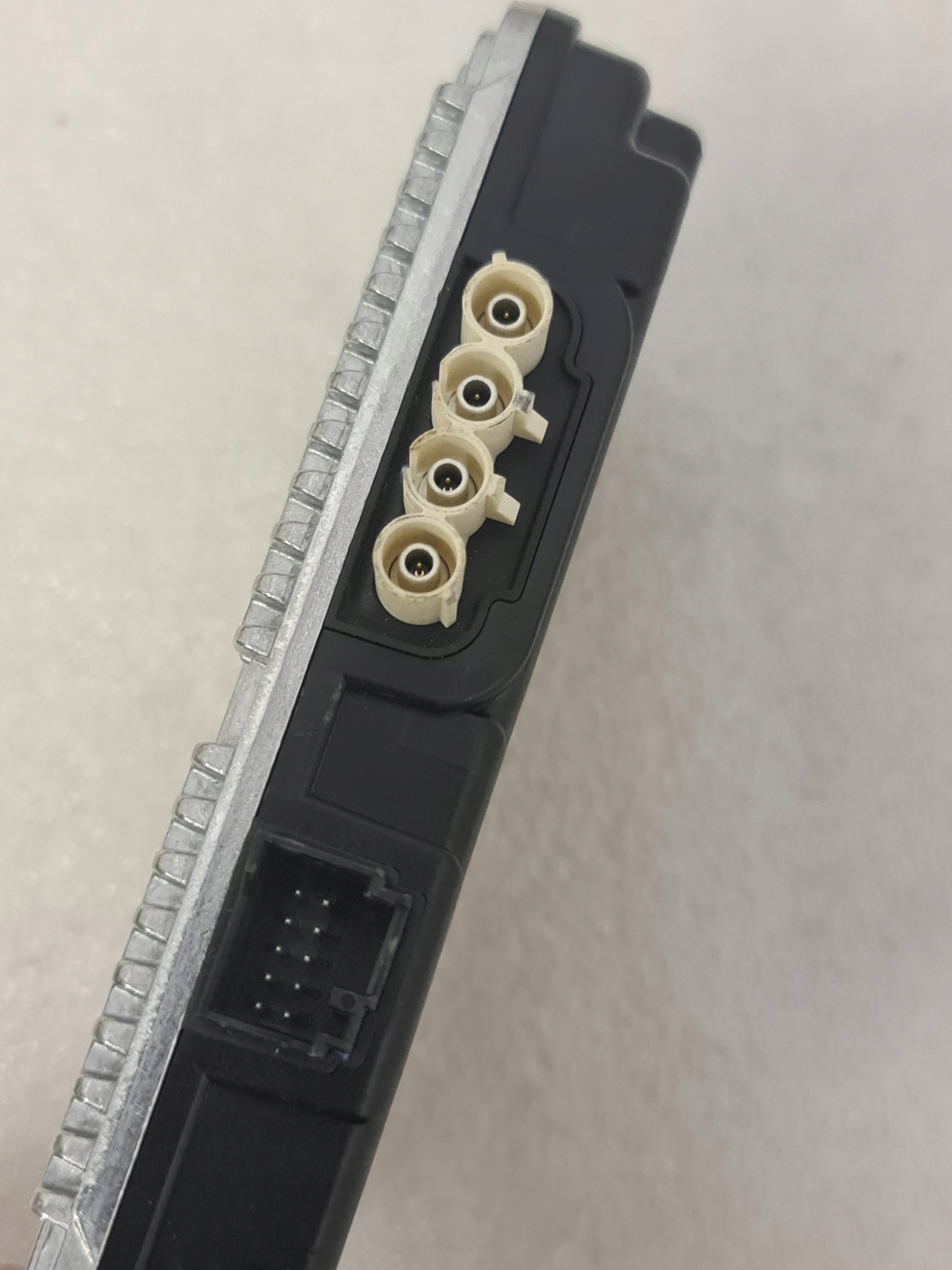 Mercedes W223 radio telephone module A2239001323 - galeria
