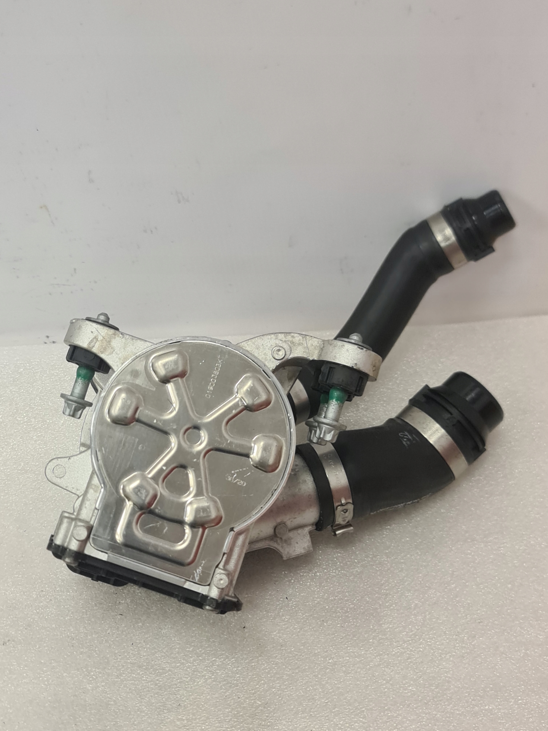 Wasserpumpe Mercedes OM254 254 GLC W254 - galeria