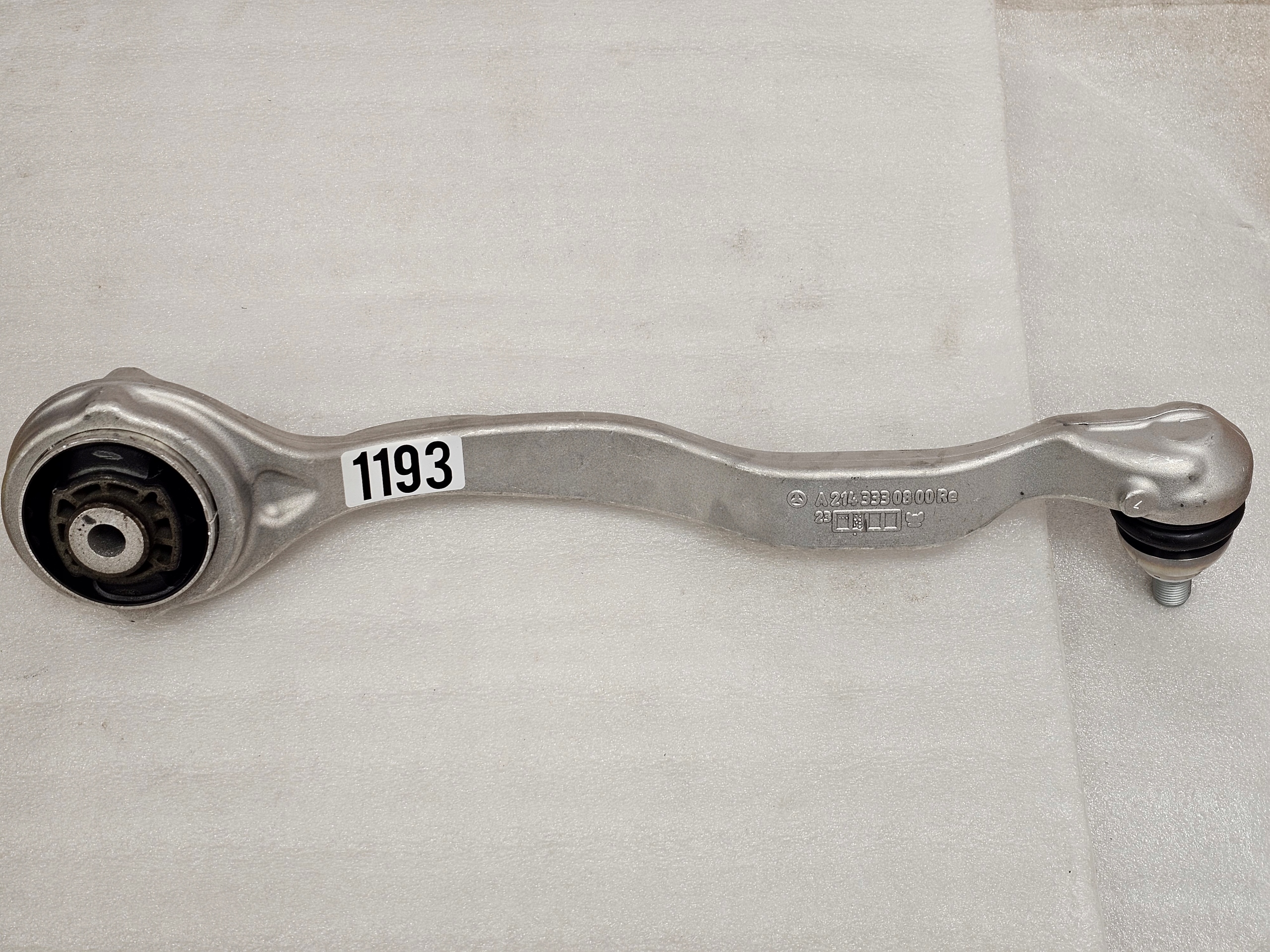Front Right Control Arm Mercedes W214 W236 4Matic A2143330800 RE - galeria