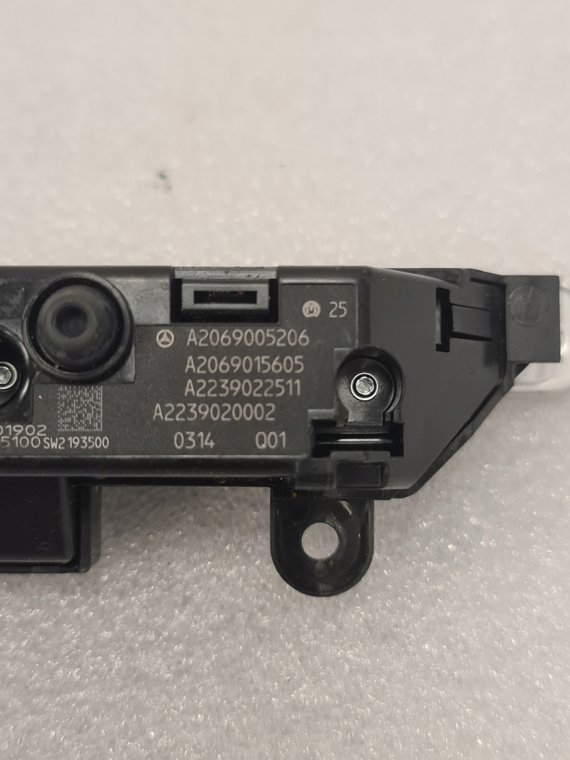 Mercedes W206 Webasto A2069005206 control panel - galeria
