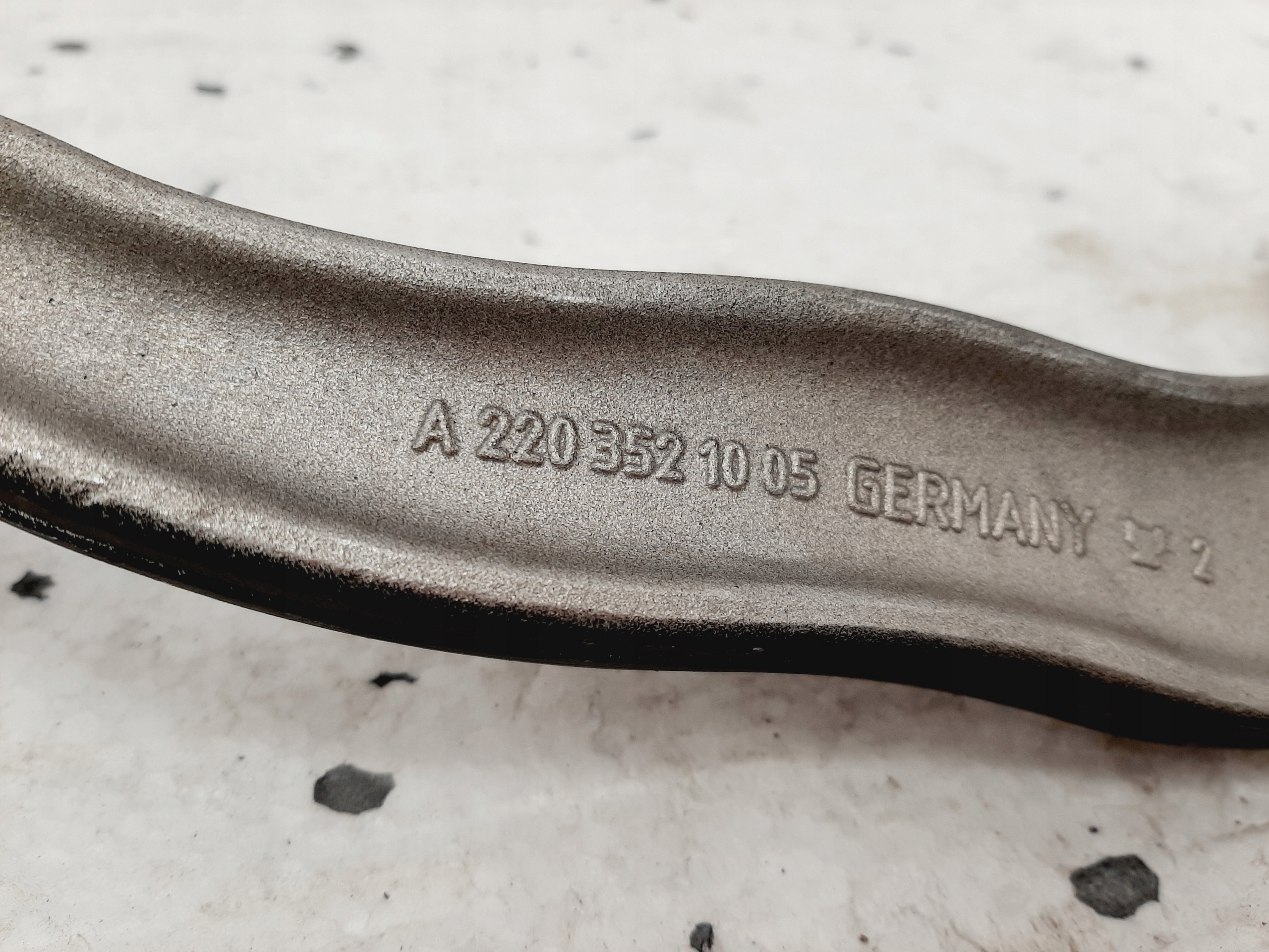 Rear Control Arm Mercedes W222 New - galeria