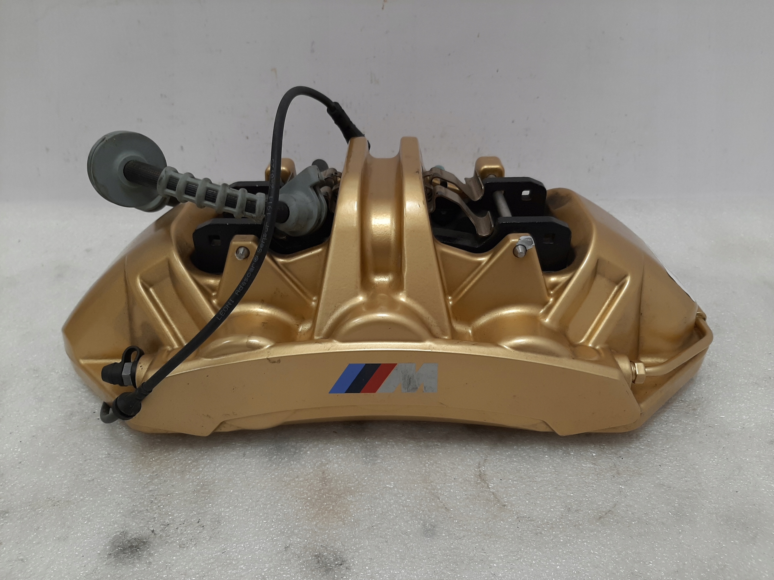 BMW Керамика M3 M4 M5 M8 G80 G82 F90 F91 суппорты - galeria