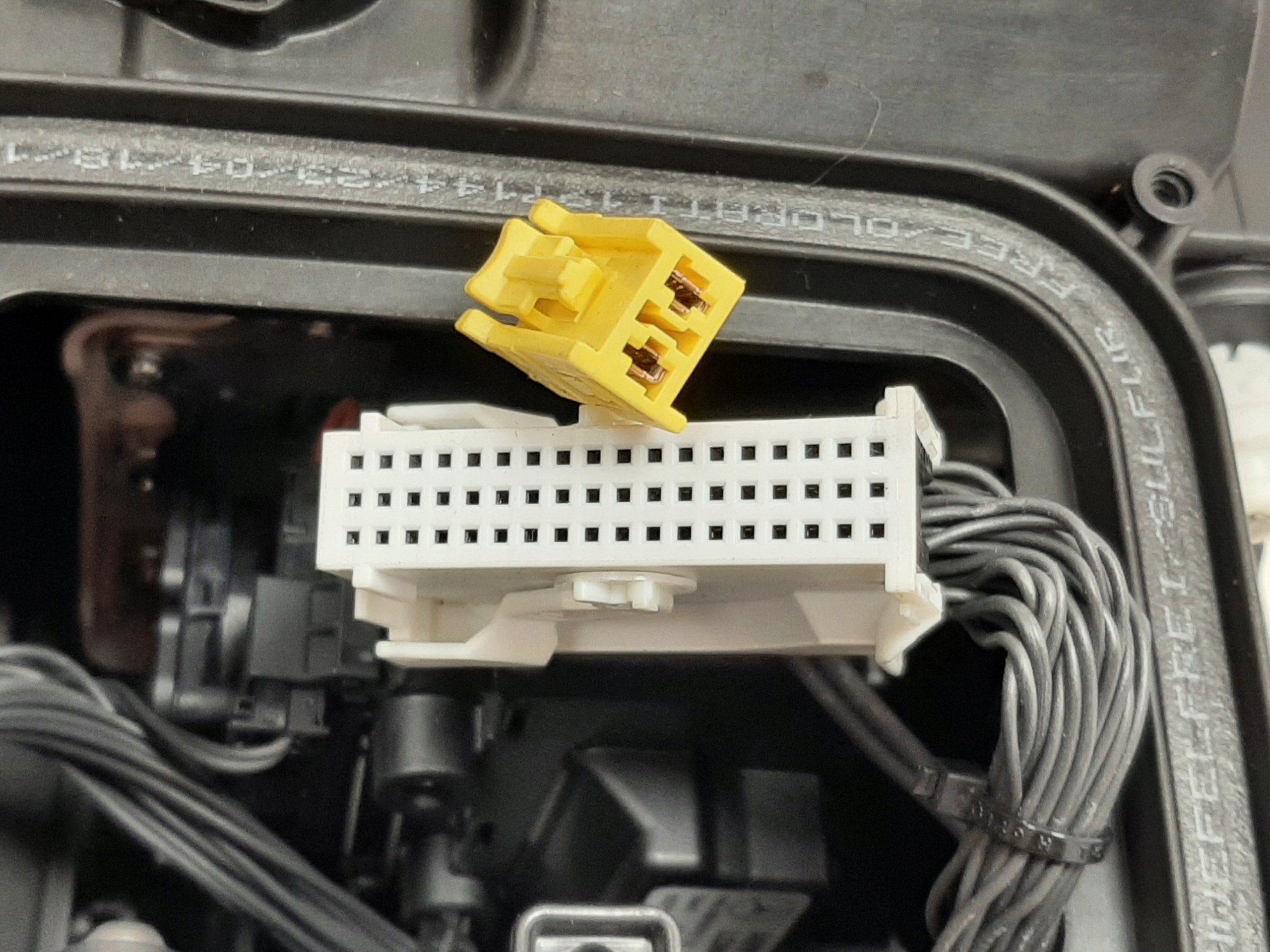 Mercedes G class W463 lamp, front left, LED Multibeam - galeria