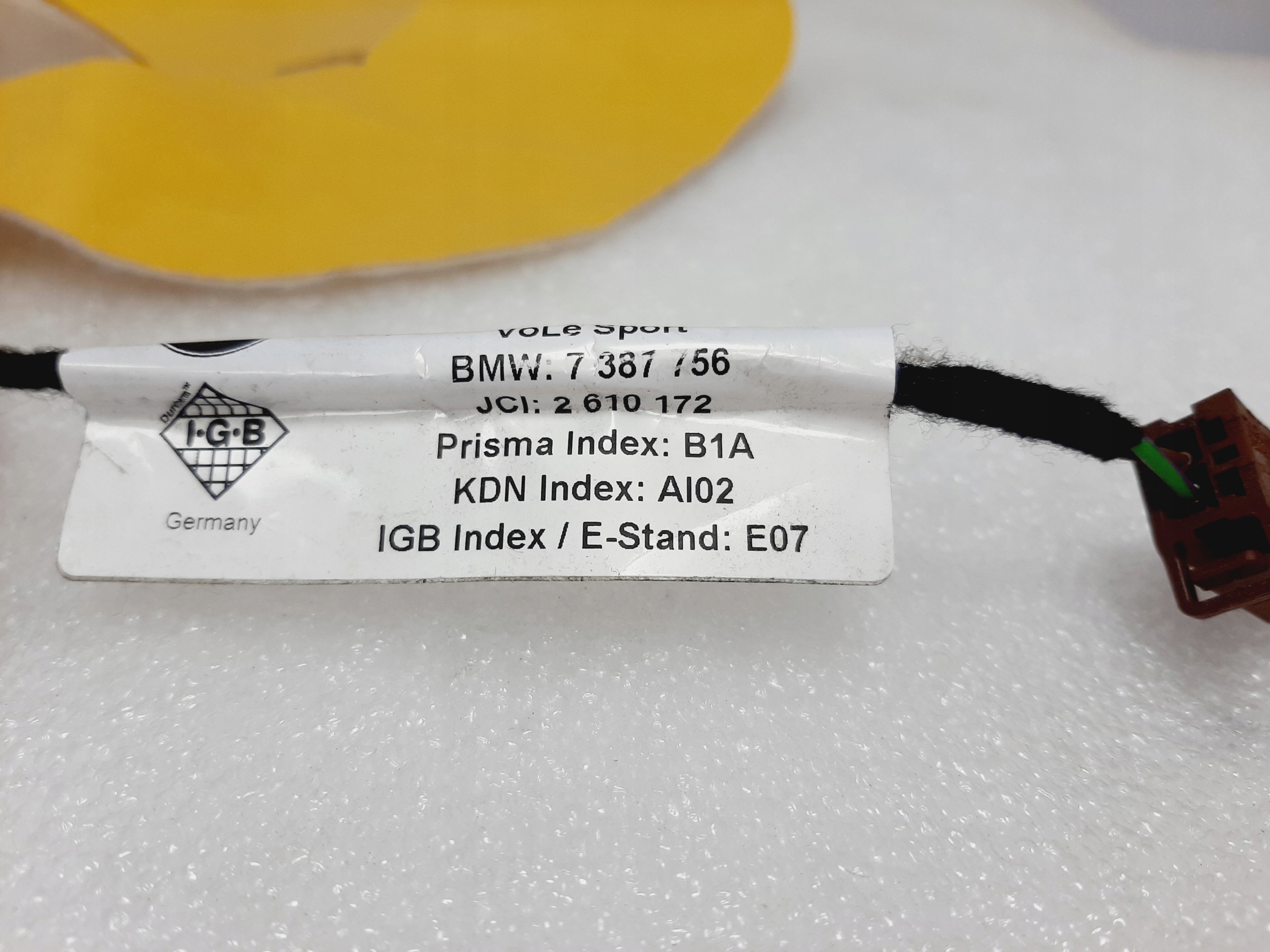 Килимок підігрів сидінь задньої BMW G30 F90 G31 G32 - galeria