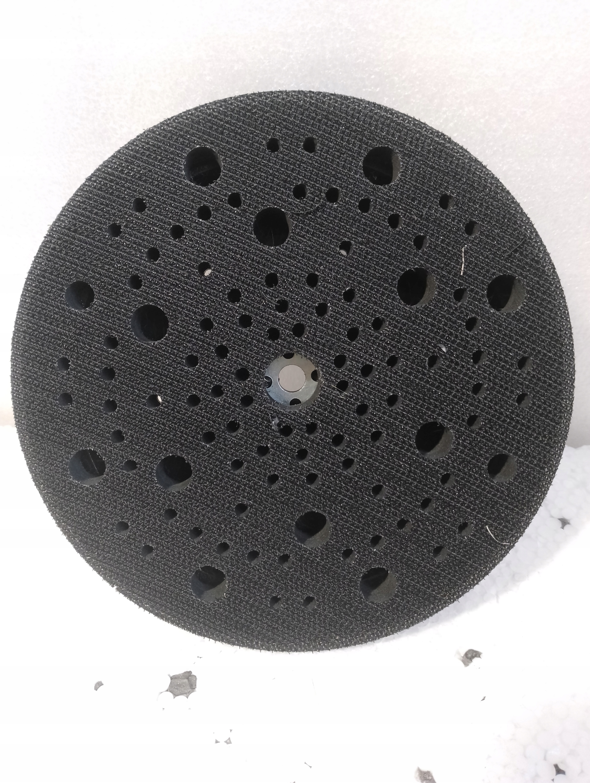 Sanding disc for eccentric sanders SIA Abrasives 0020.5741.01 - galeria