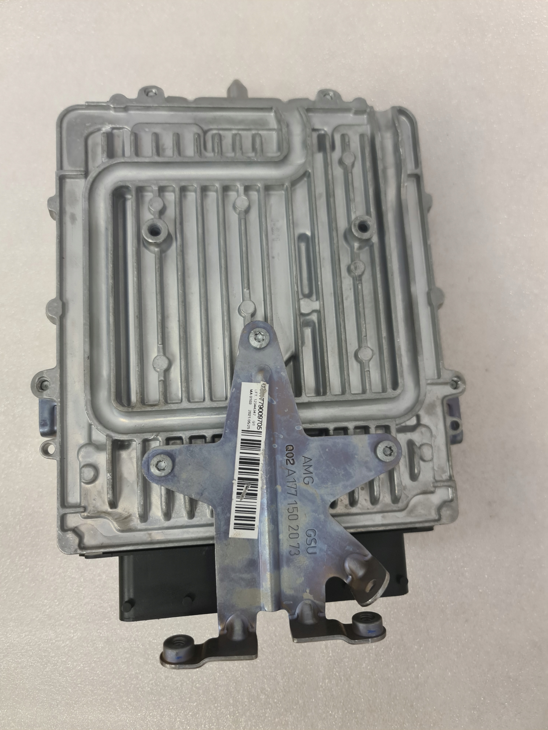 Sterownik Silnika ECU A1779008004 Nowy W205 C63 - galeria