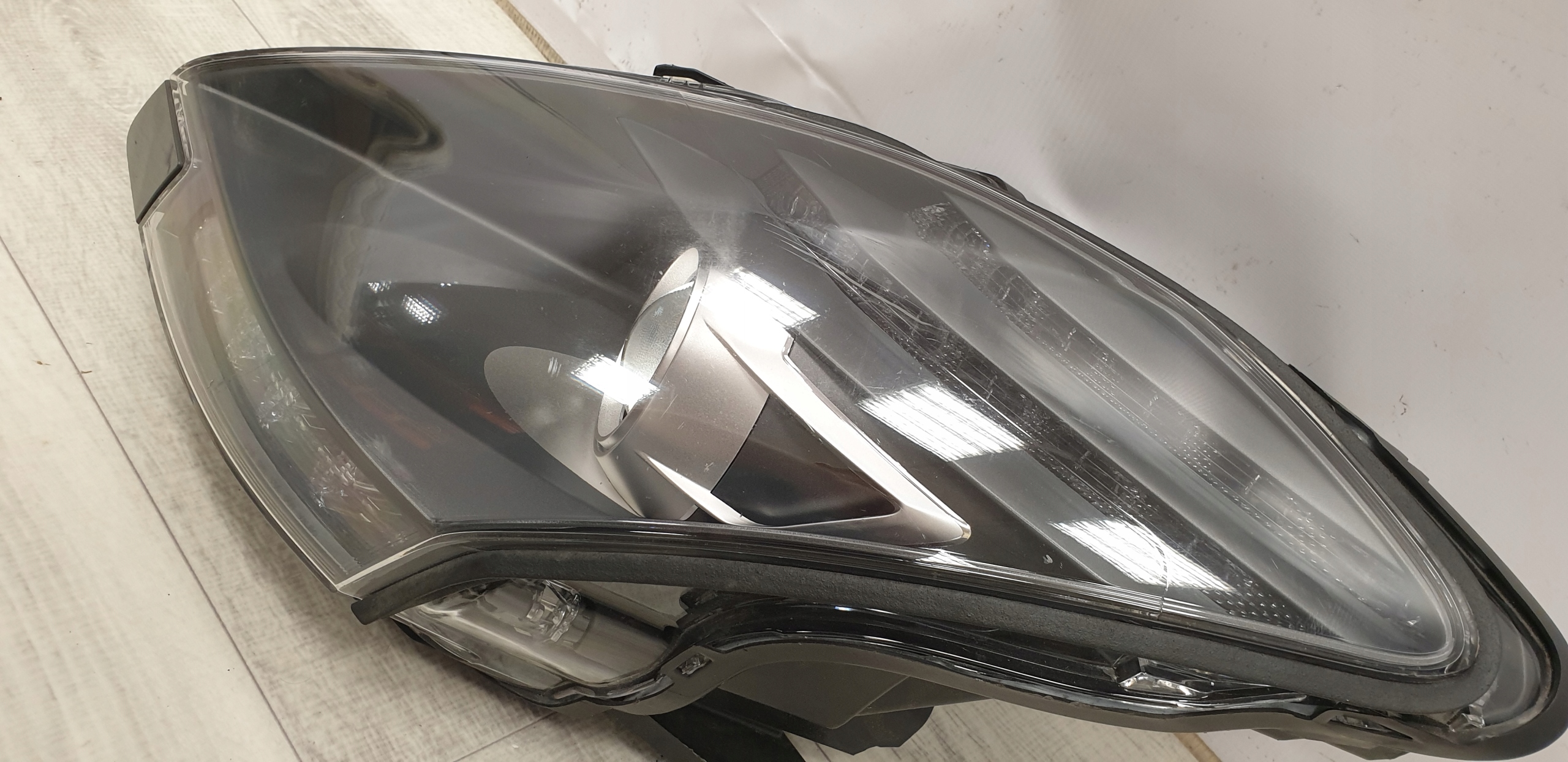 Lampa Mercedes W197 SLS Bi Xenon Lewa Kompletna - galeria