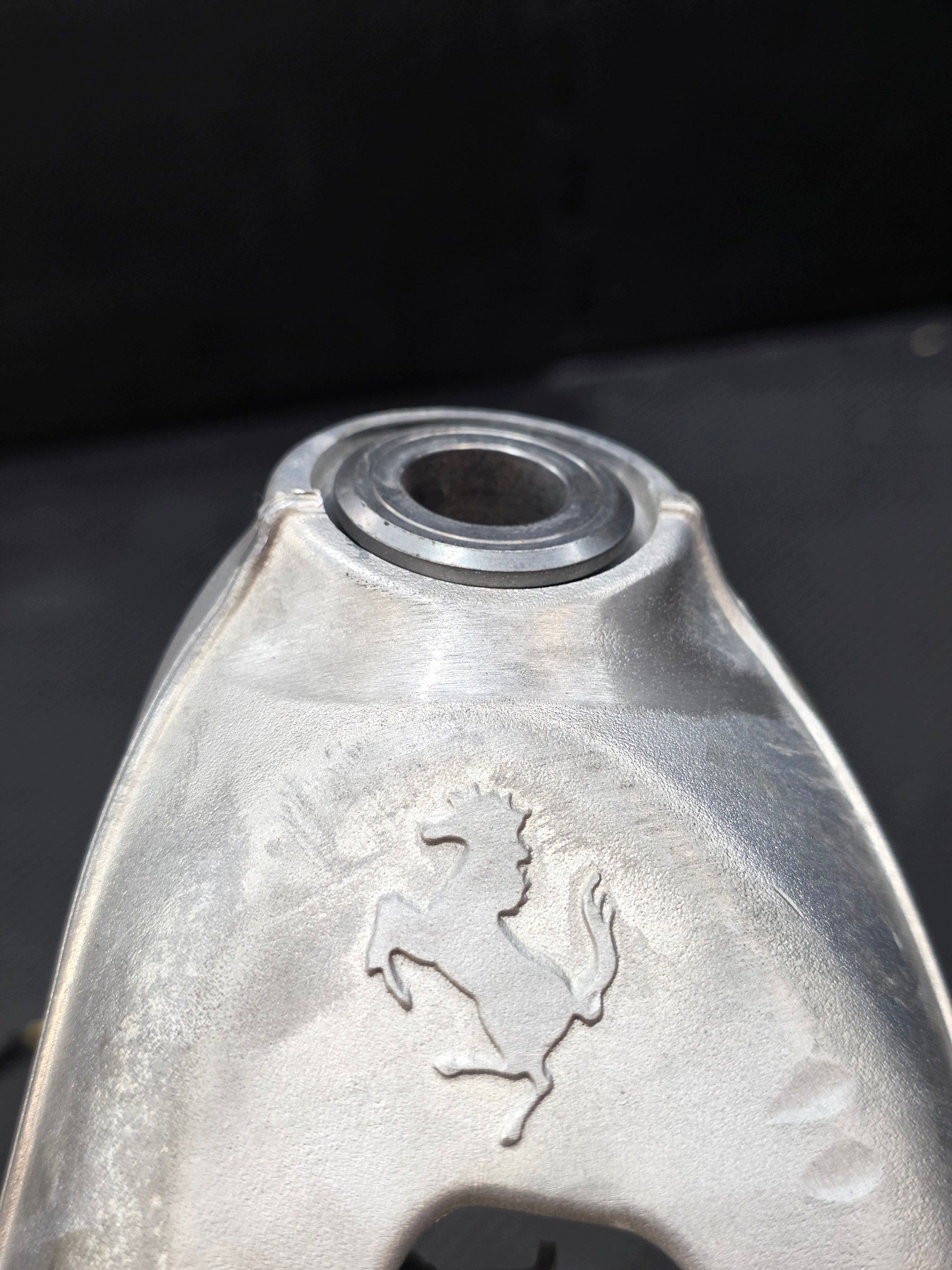Zwrotnica Piasta Ferrari 296 LEWY PRZÓD 343012 - galeria