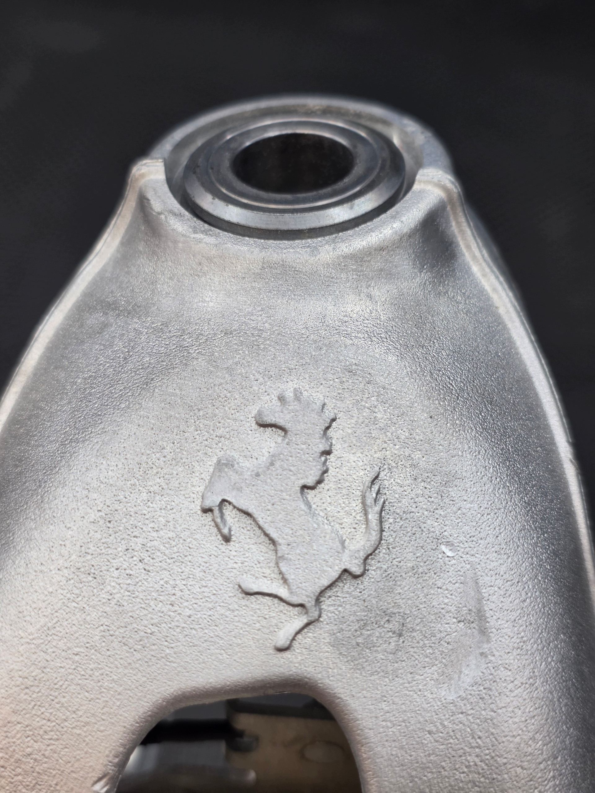 Zwrotnica Piasta Ferrari 296 PRAWY PRZÓD 343013 - galeria