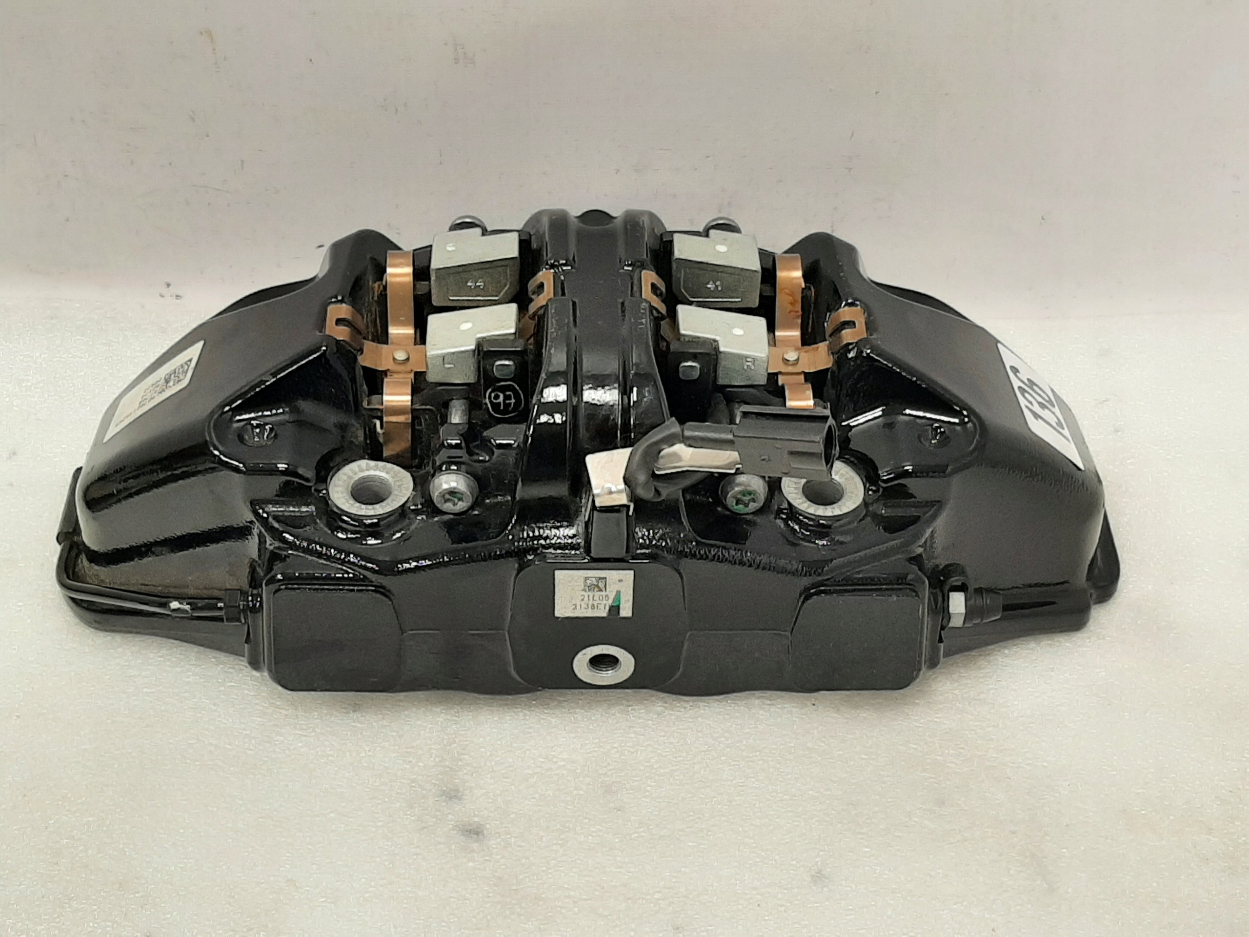 Maserati Grecale Big Brake 4-поршневые суппорты - galeria