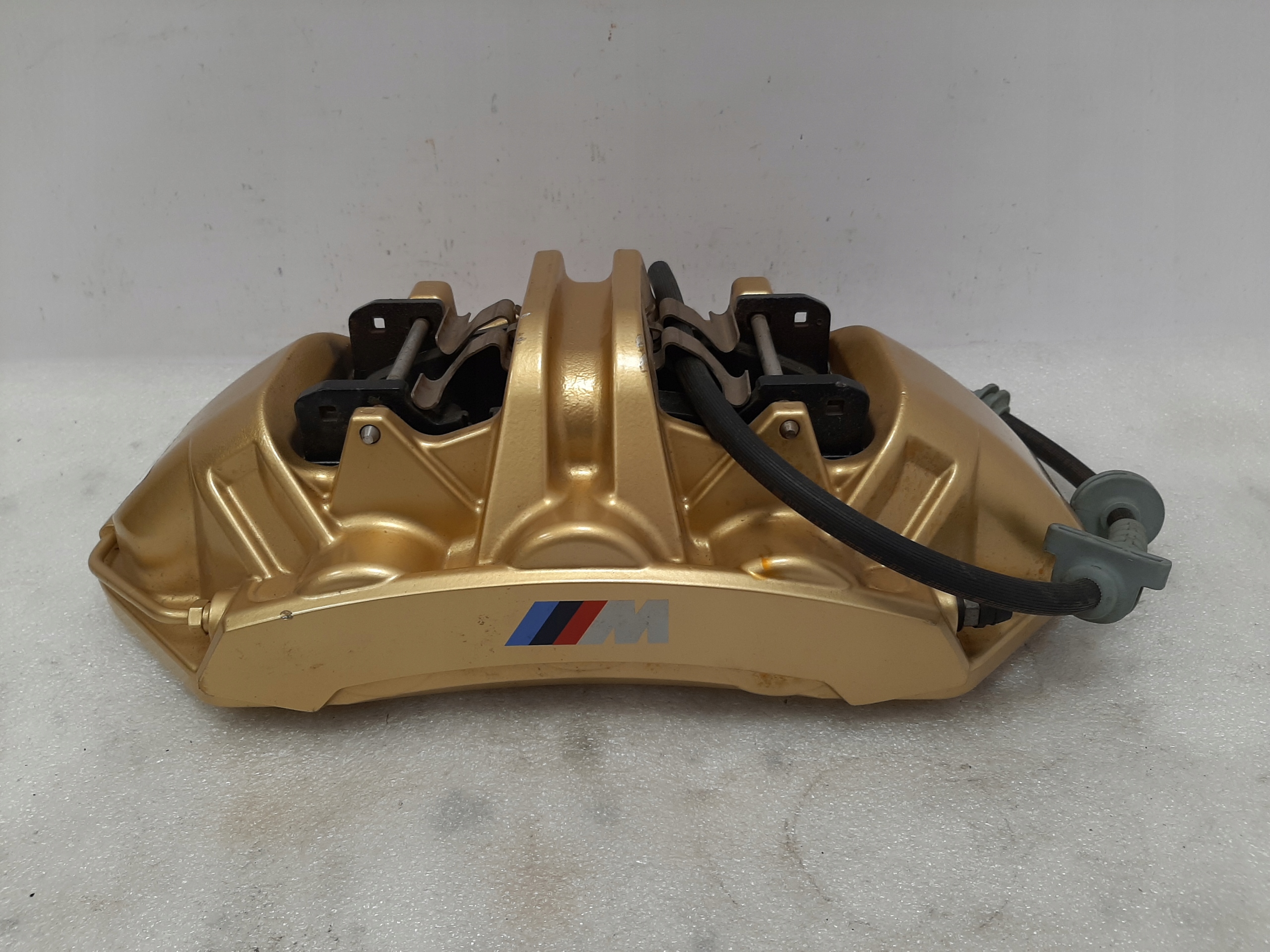 BMW Керамика M3 M4 M5 M8 G80 G82 F90 F91 суппорты - galeria