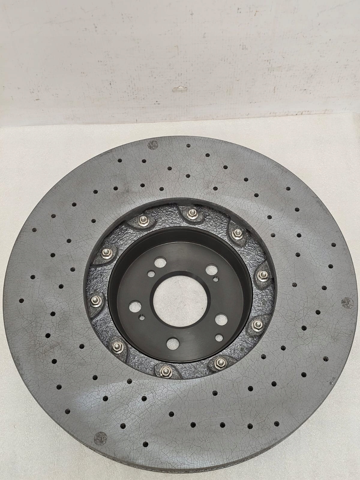Zdjęcie produktu Ceramic disc Mercedes AMG W205 W213 W190 W290 FRONT LEFT