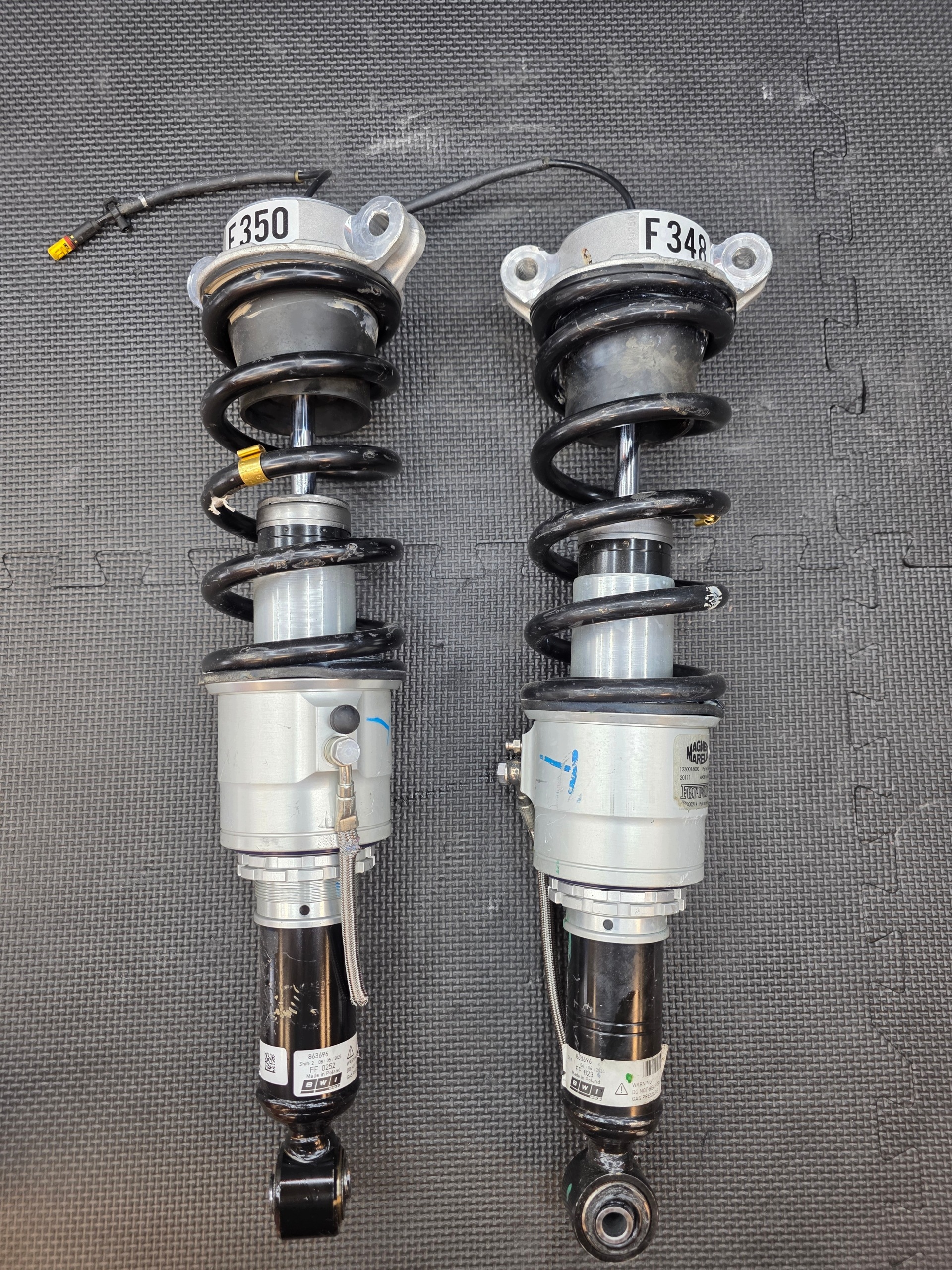 Zdjęcie produktu Amortyzator Shock Absorber Ferrari 296 Magneride Dual Mode F171