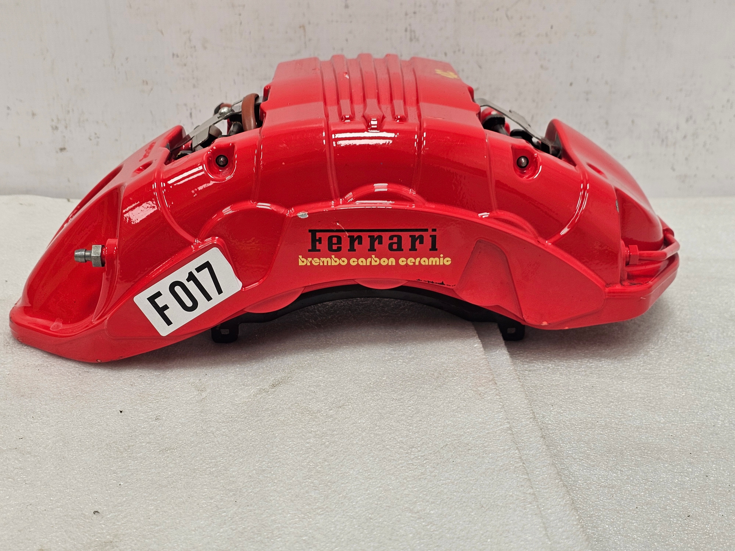 Zdjęcie produktu Calipers Caliper Ferrari SF90 Ceramics Front Left Pads NEW