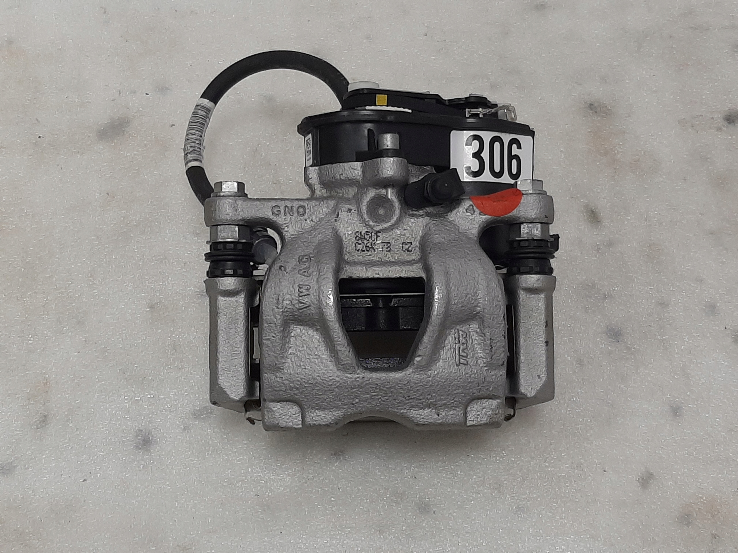 Zdjęcie produktu Clamp Audi A4 A5 A6 A7 Left Rear 8W0405CF